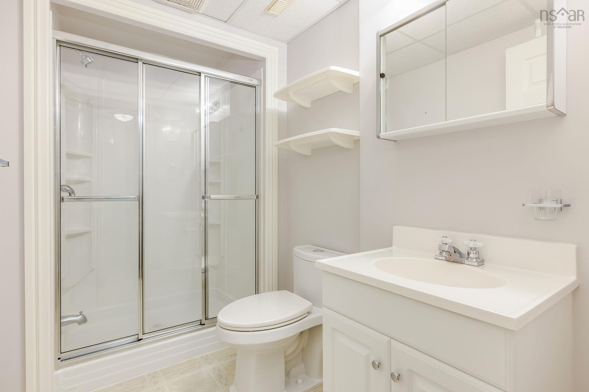 $569,000.00: 28 Eastwood Court, Forest Hills