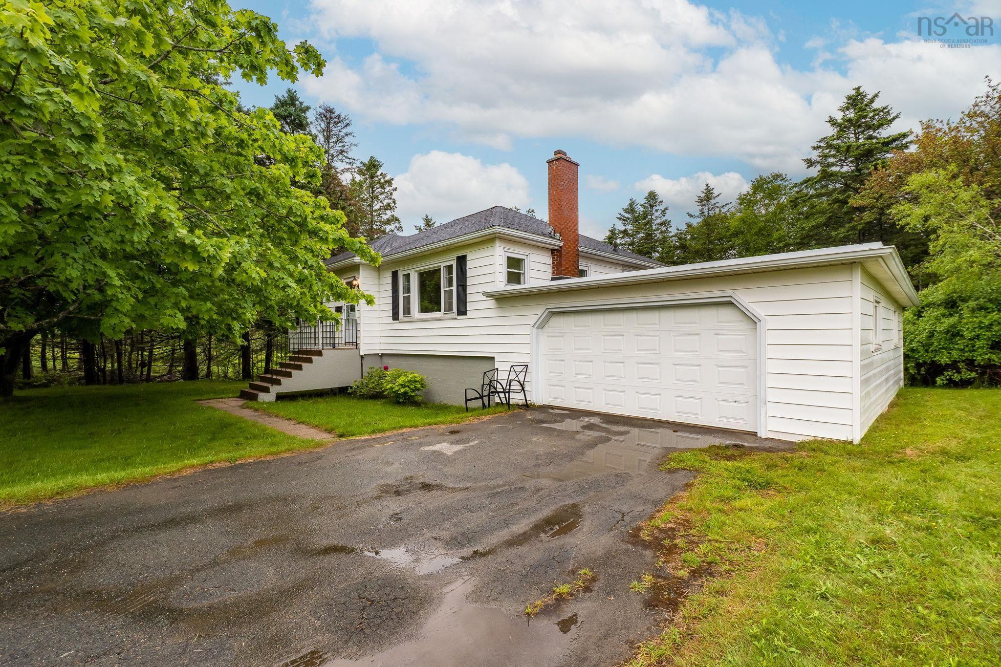 $539,900.00: 712 Herring Cove Road, Spryfield