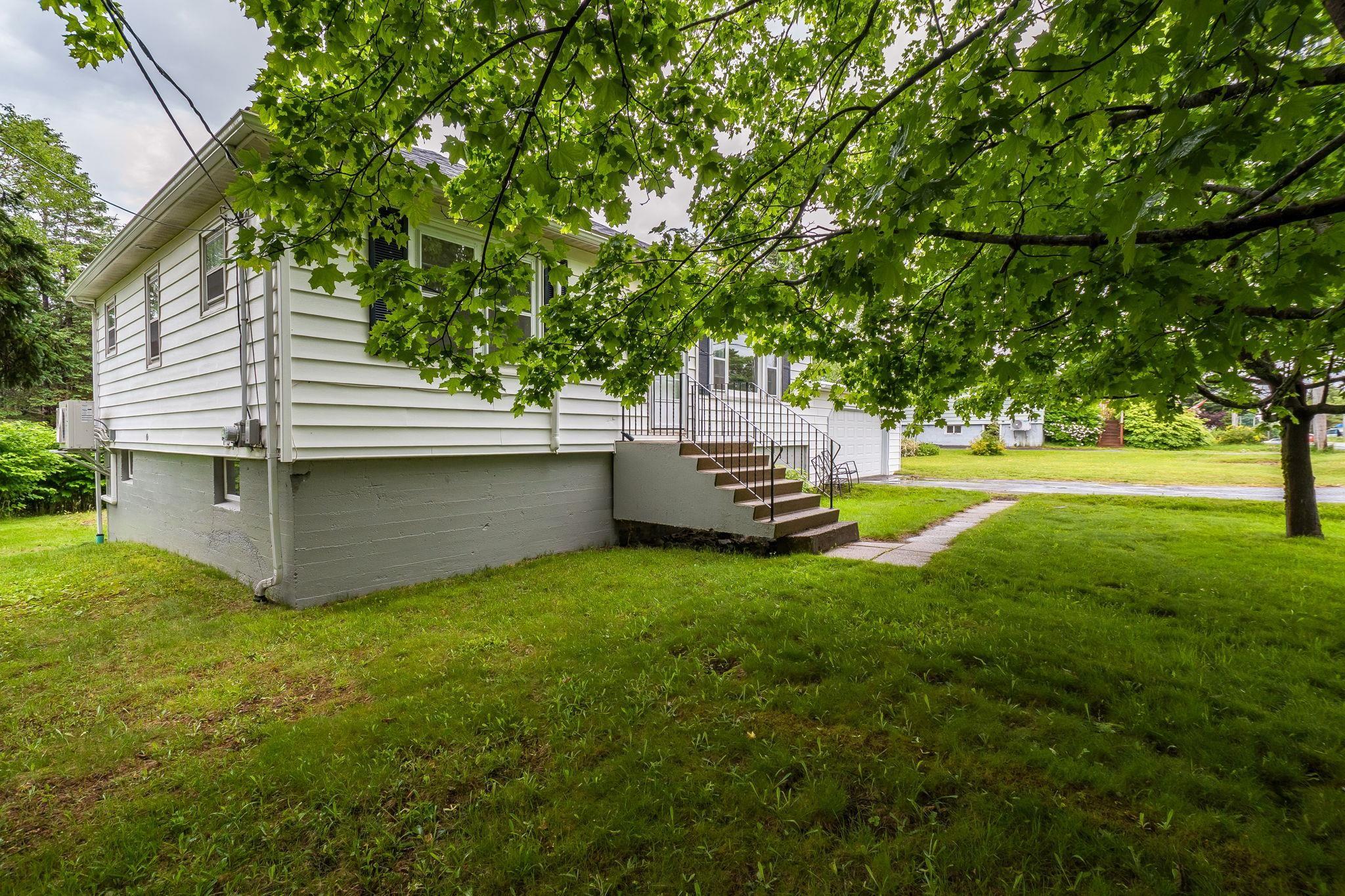 $539,900.00: 712 Herring Cove Road, Spryfield
