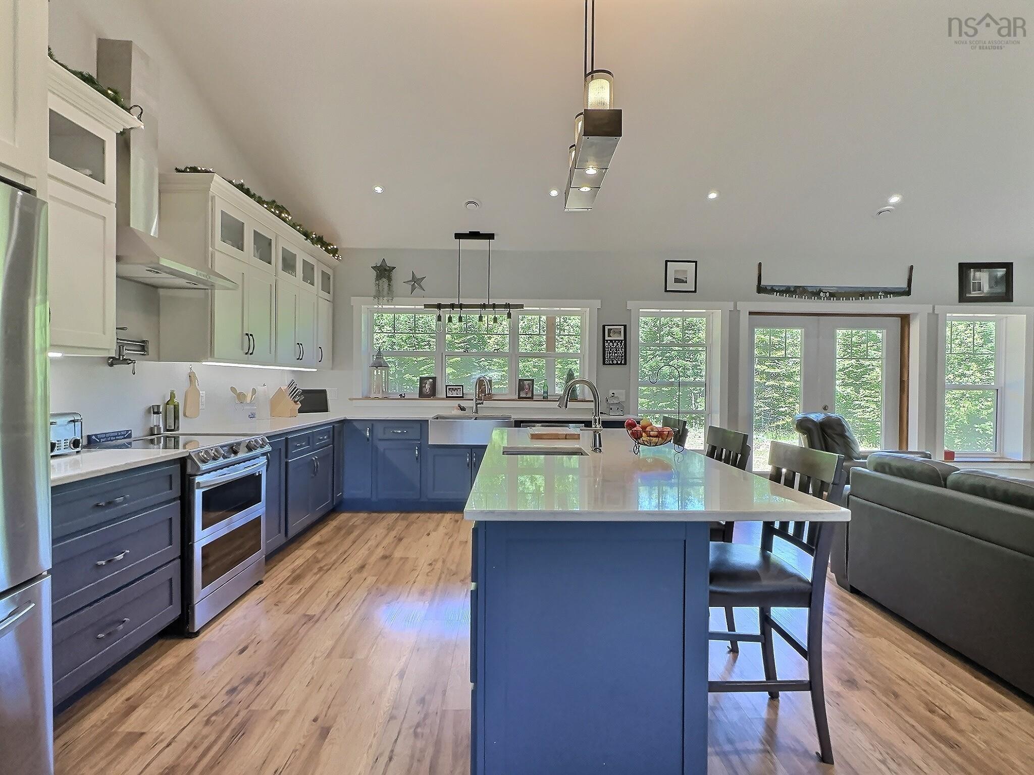 $799,000.00: 1020 Shortts Lake West Road, Shortts Lake