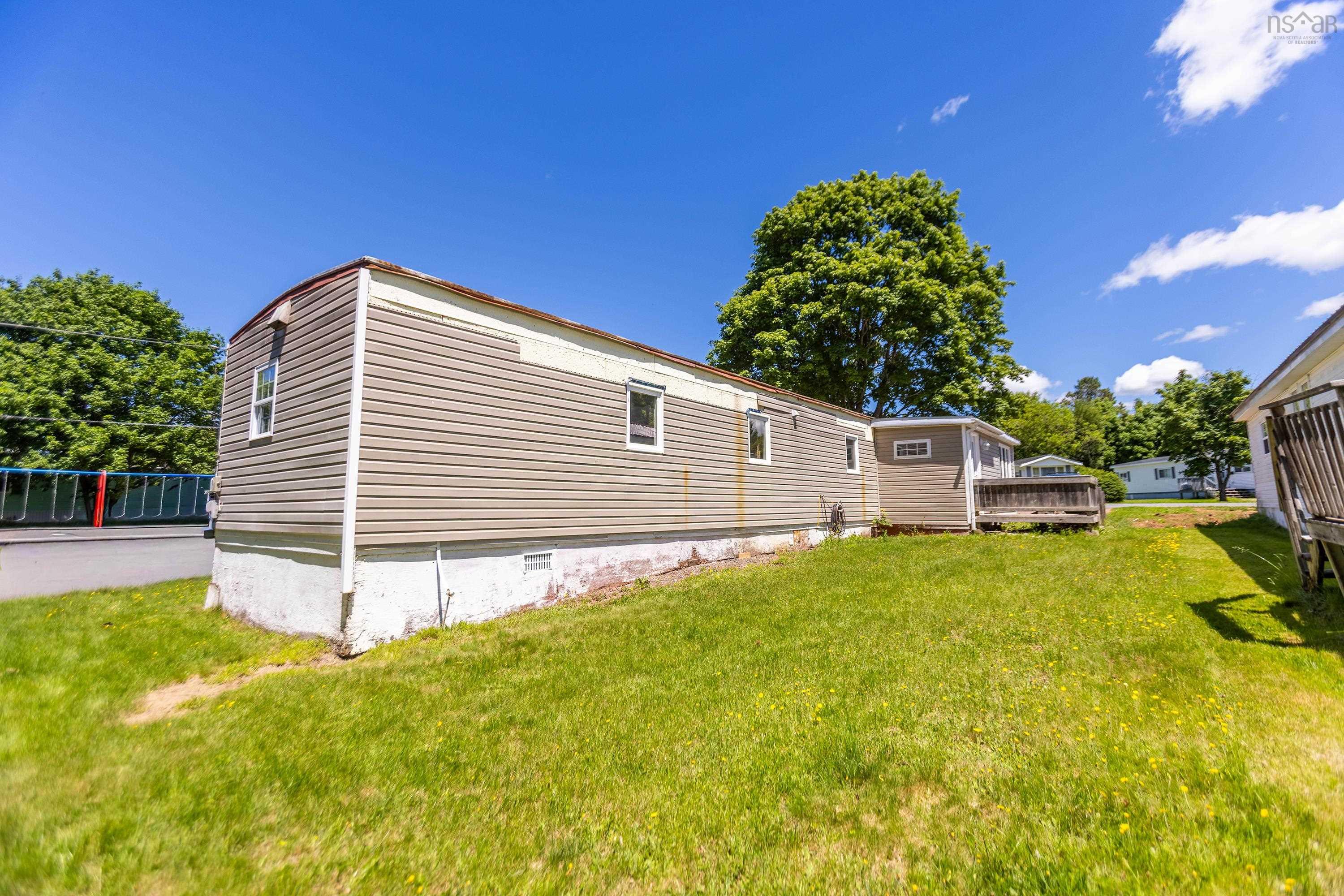 $74,900.00: 25 Liberty Lane, Amherst