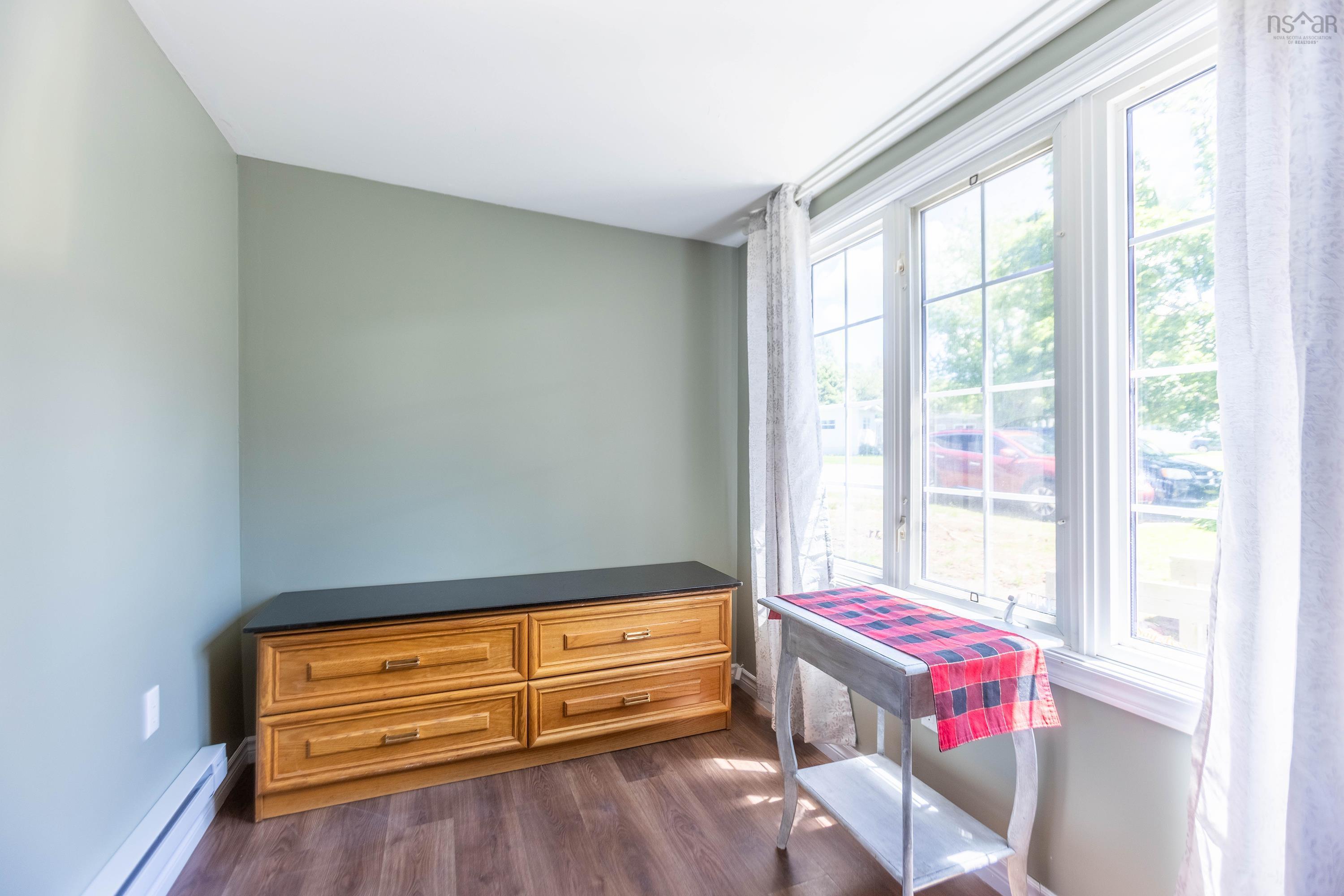 $74,900.00: 25 Liberty Lane, Amherst
