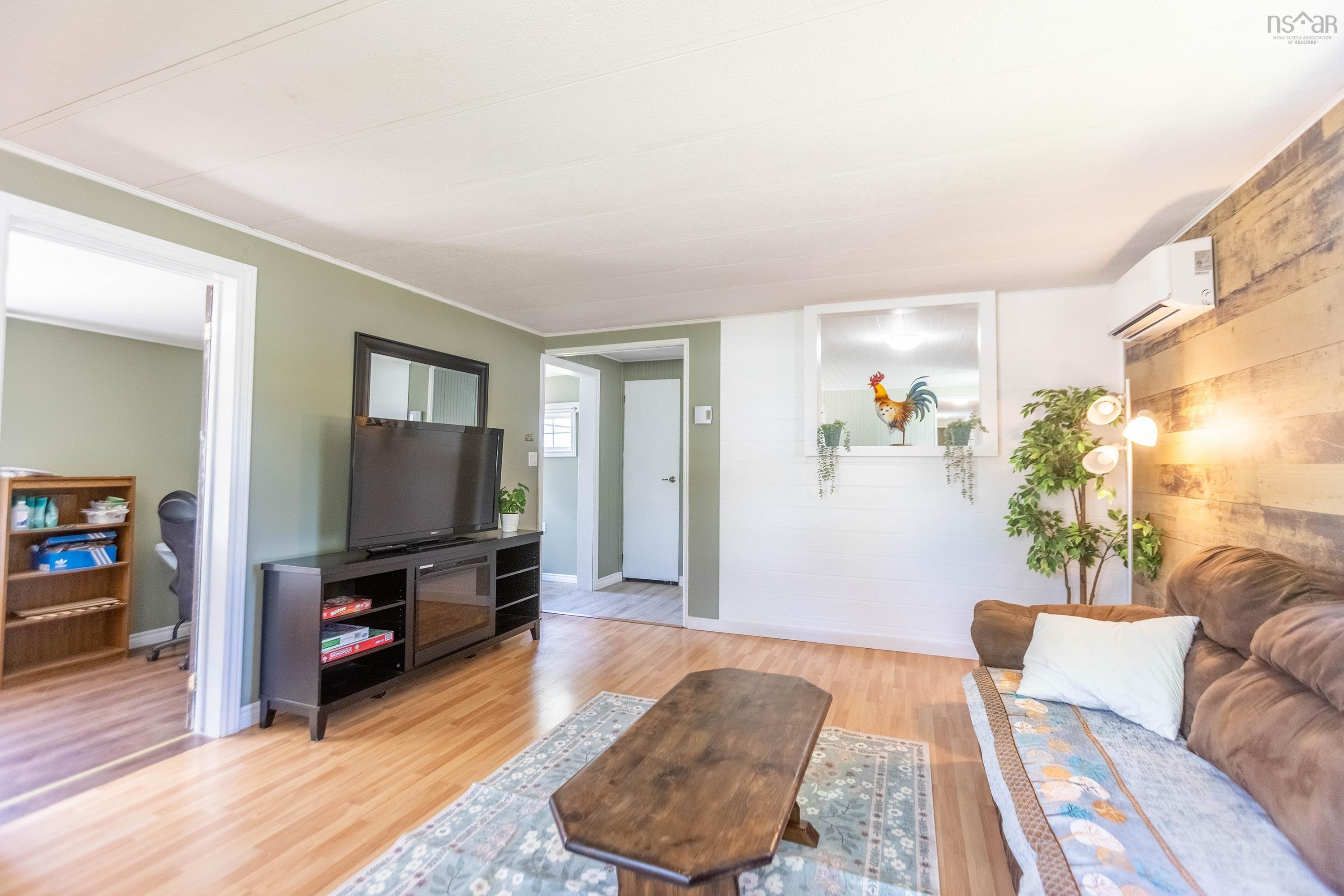$74,900.00: 25 Liberty Lane, Amherst