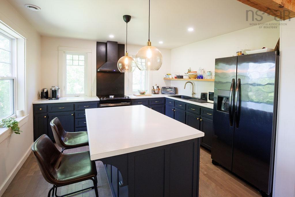 $1,998,000.00: 494 St George Street, Annapolis Royal