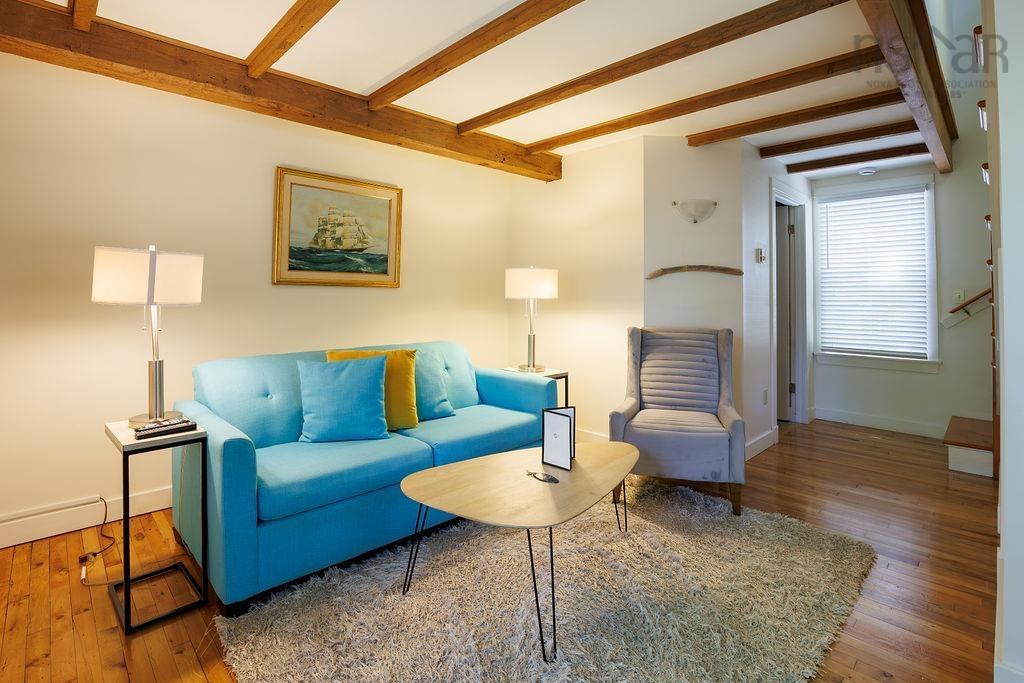 $1,998,000.00: 494 St George Street, Annapolis Royal