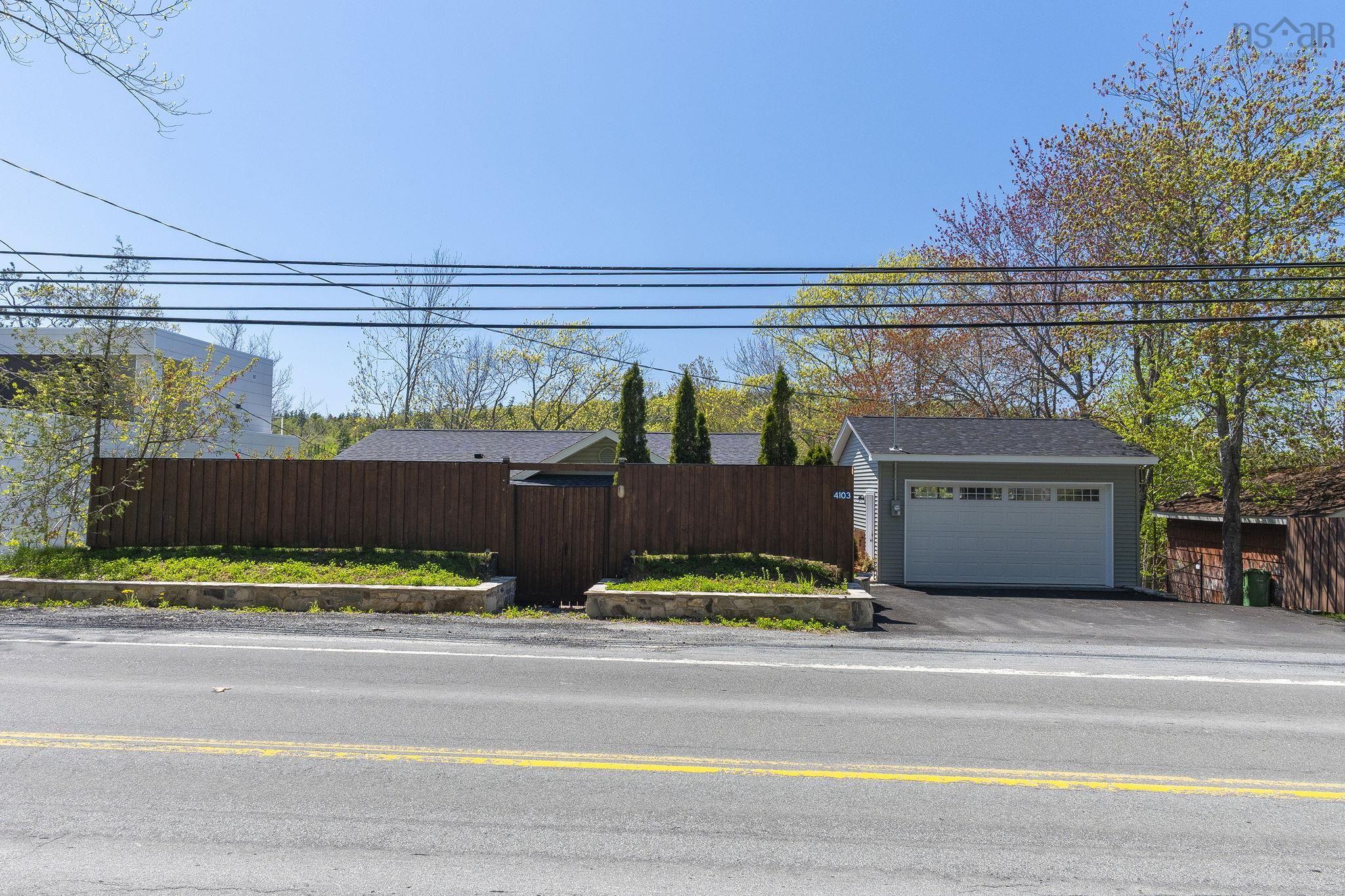 $1,500,000.00: 4103 Highway 2 Highway, Wellington