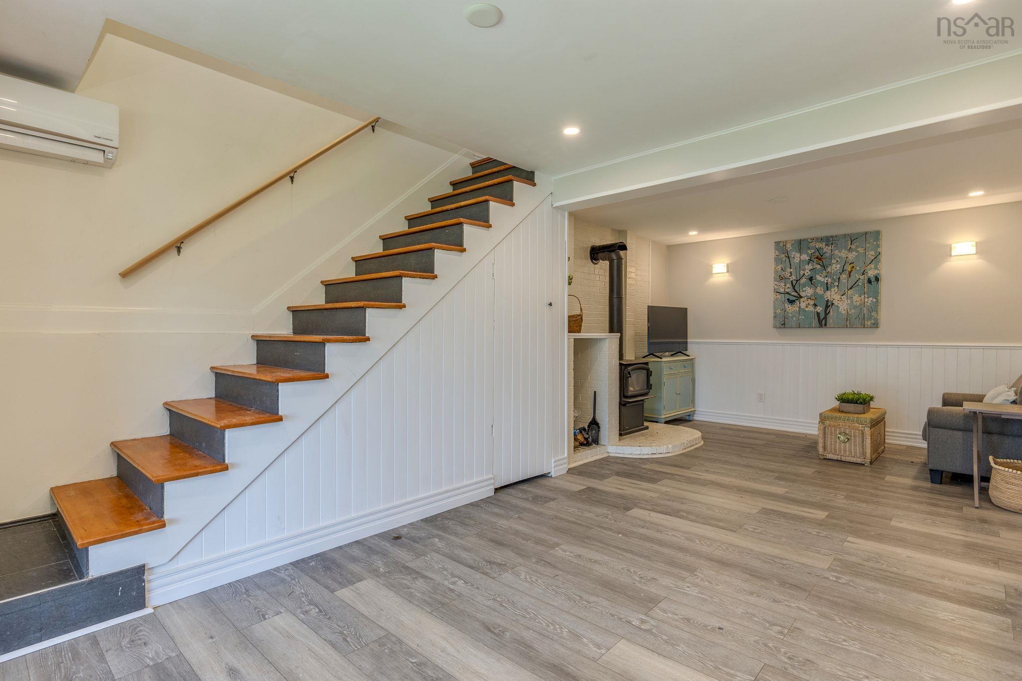 $1,500,000.00: 4103 Highway 2 Highway, Wellington