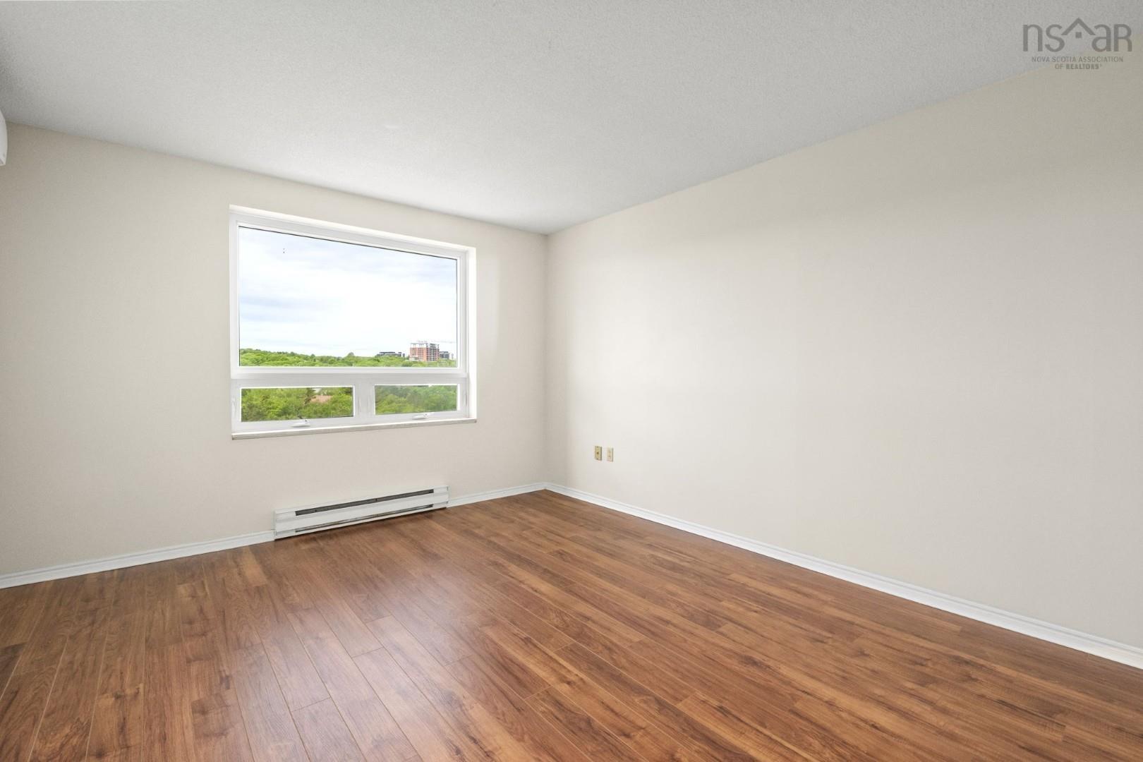 $399,900.00: 910 30 Brookdale Crescent, Dartmouth