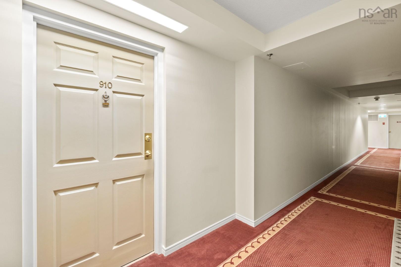 $399,900.00: 910 30 Brookdale Crescent, Dartmouth