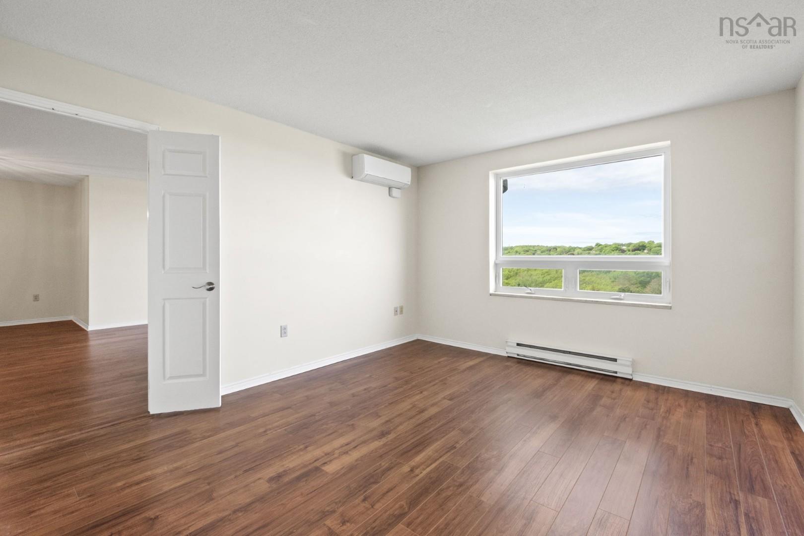$399,900.00: 910 30 Brookdale Crescent, Dartmouth