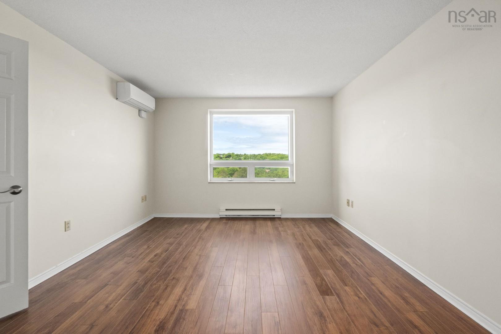 $399,900.00: 910 30 Brookdale Crescent, Dartmouth