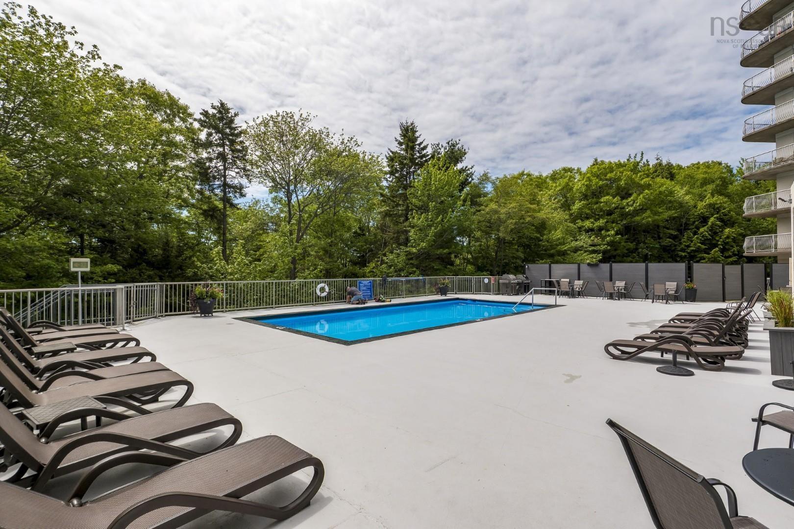 $399,900.00: 910 30 Brookdale Crescent, Dartmouth