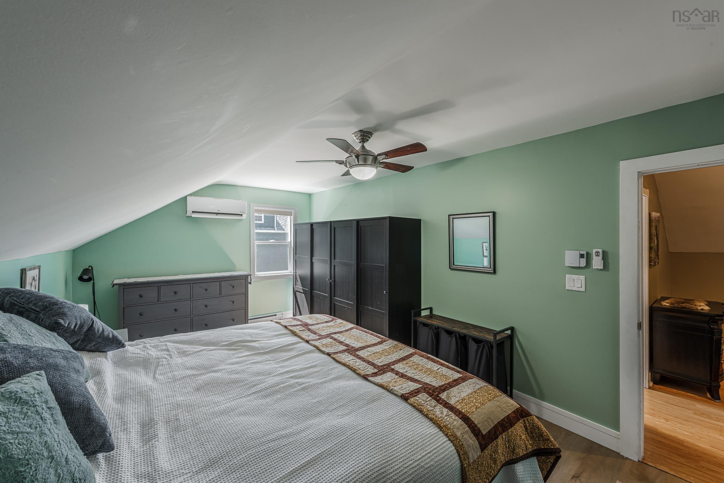 $714,900.00: 6034 Leeds, Halifax Peninsula