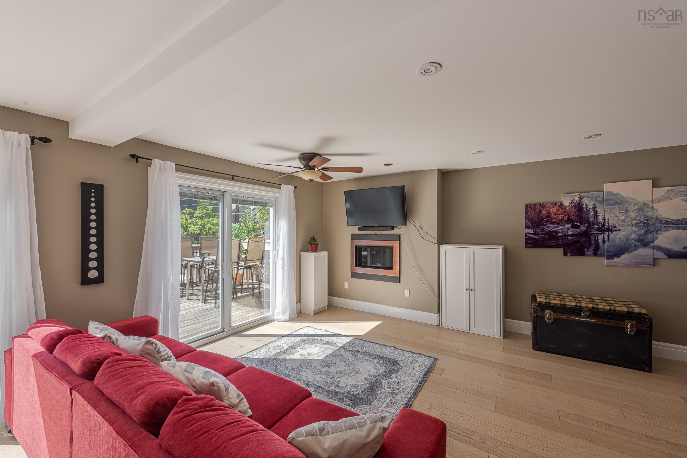 $714,900.00: 6034 Leeds, Halifax Peninsula