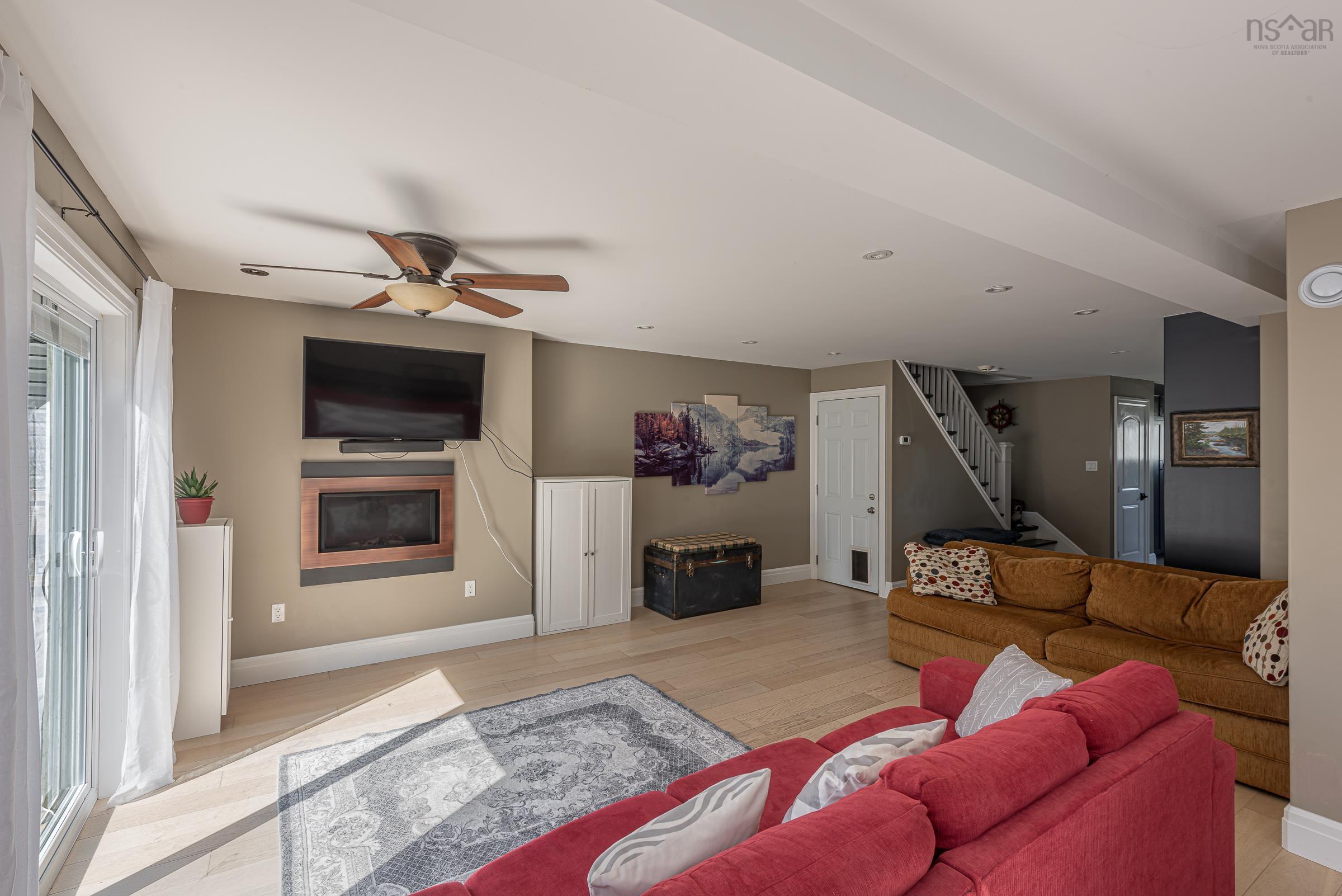 $714,900.00: 6034 Leeds, Halifax Peninsula