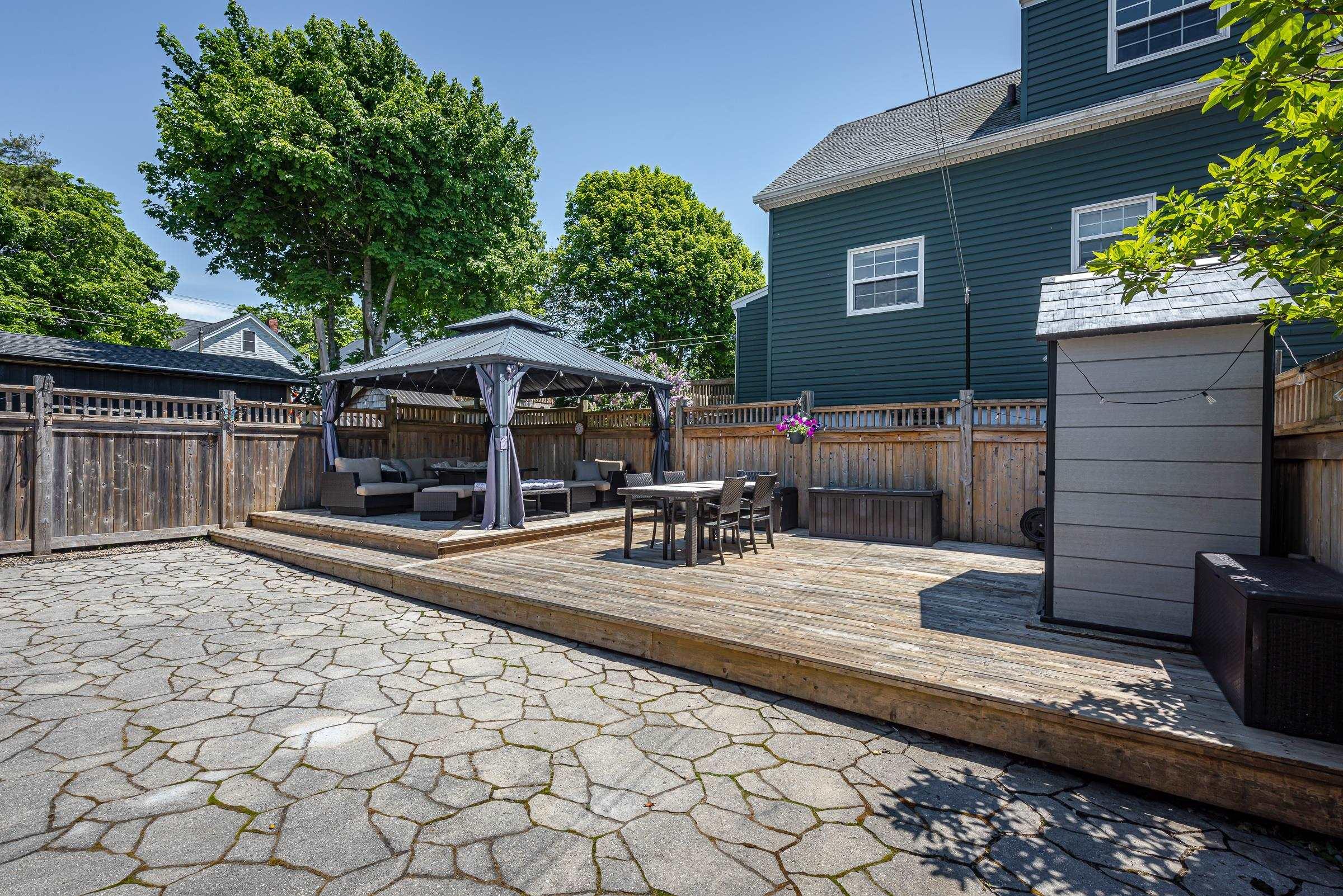 $714,900.00: 6034 Leeds, Halifax Peninsula