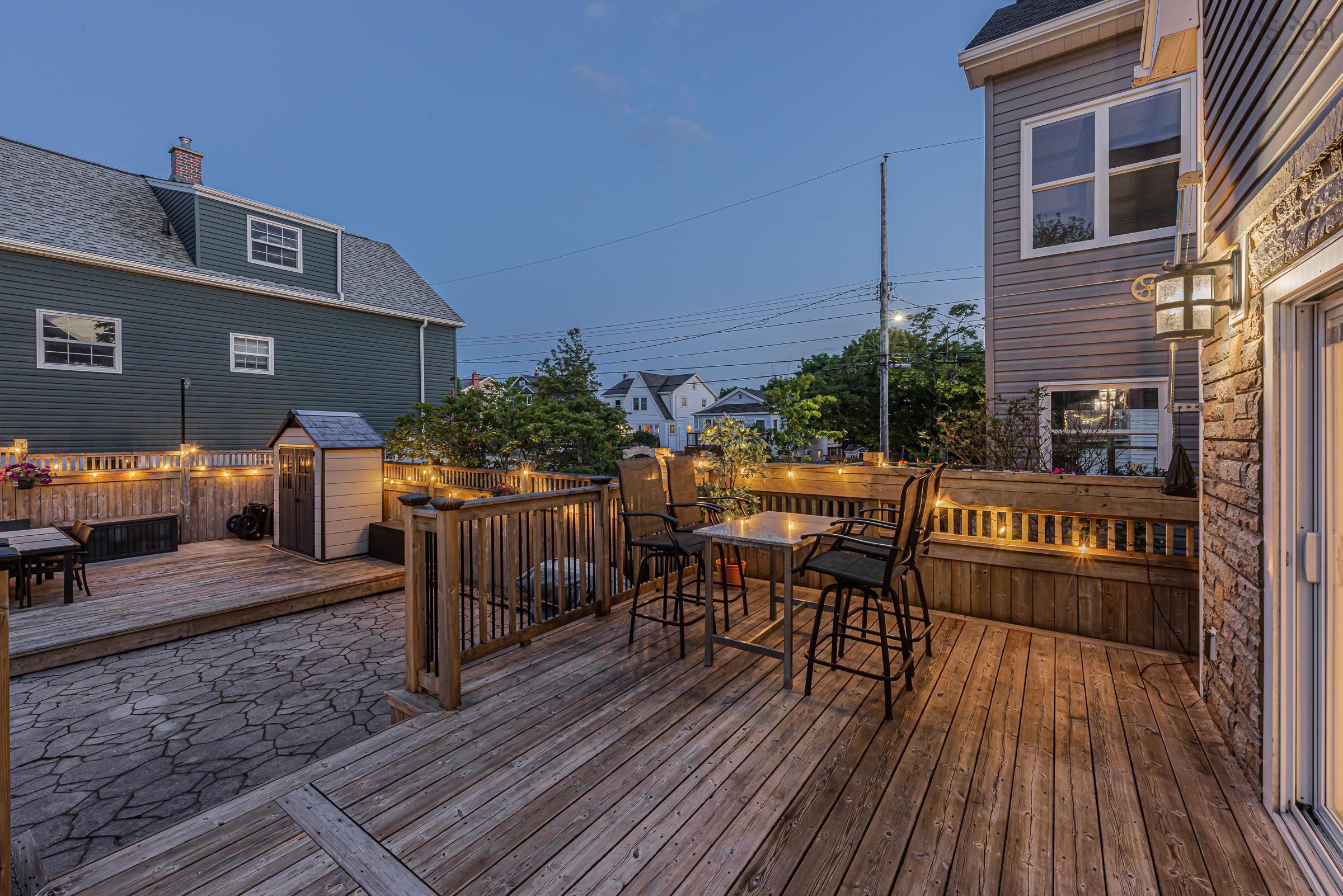 $714,900.00: 6034 Leeds, Halifax Peninsula