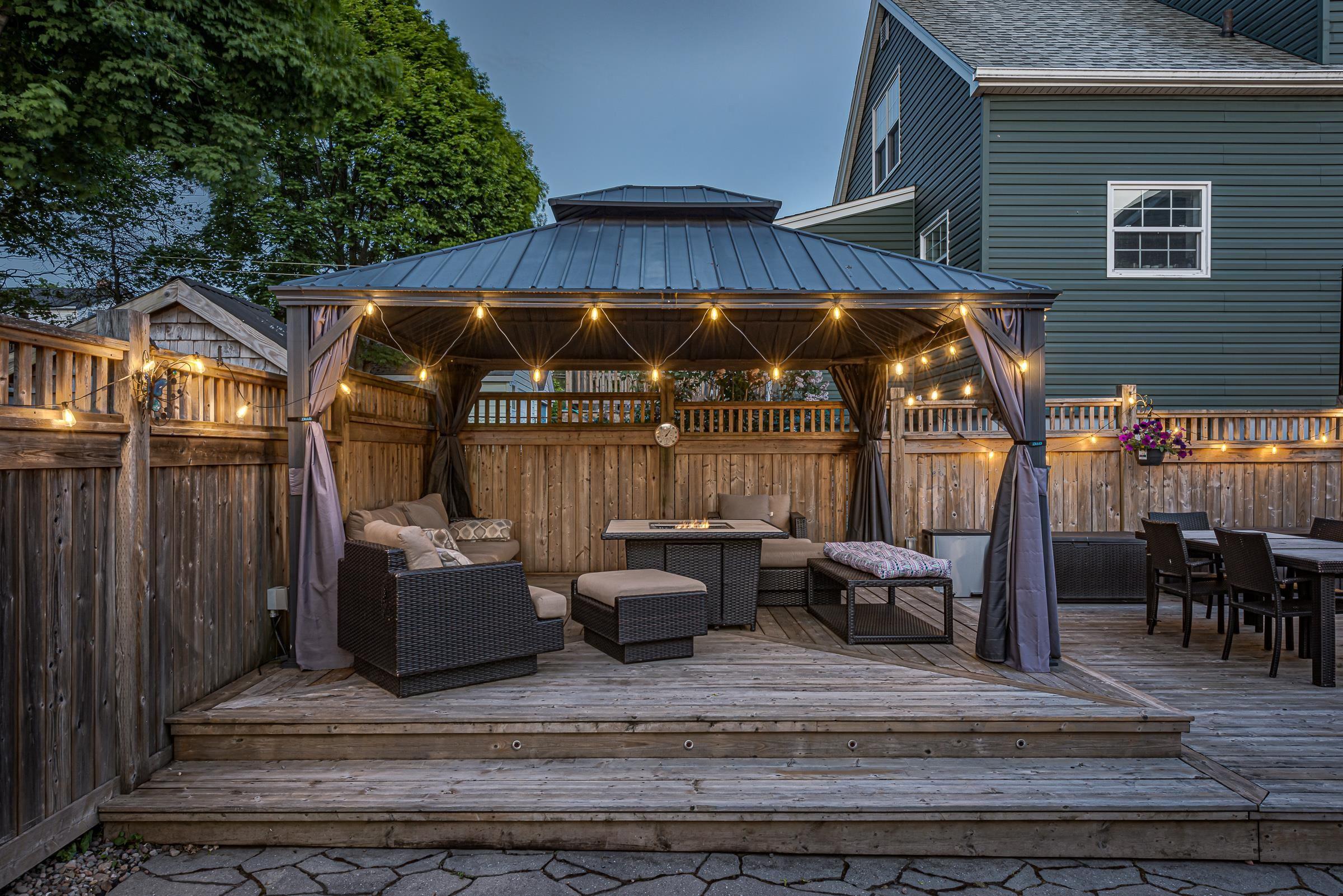 $714,900.00: 6034 Leeds, Halifax Peninsula