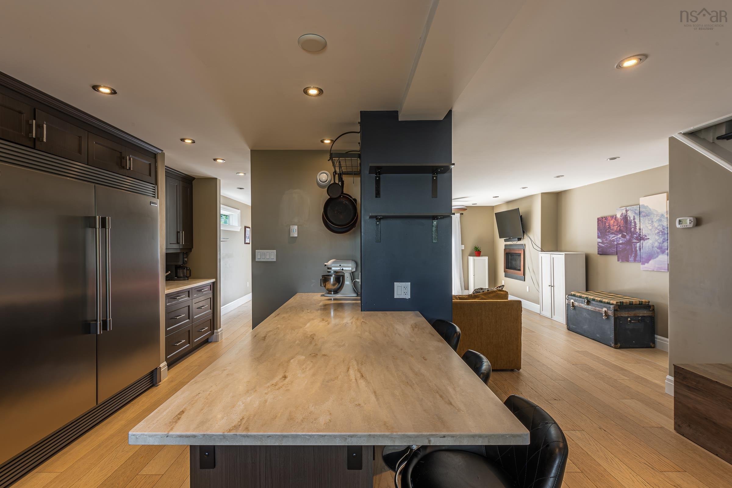 $714,900.00: 6034 Leeds, Halifax Peninsula