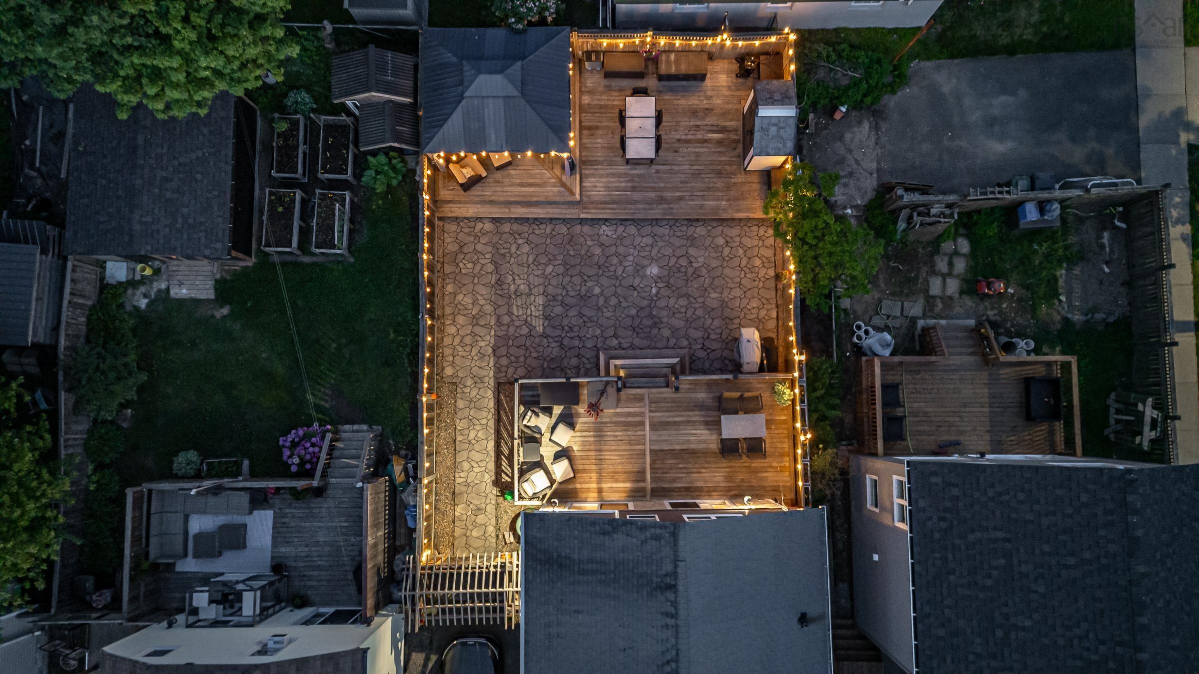 $714,900.00: 6034 Leeds, Halifax Peninsula