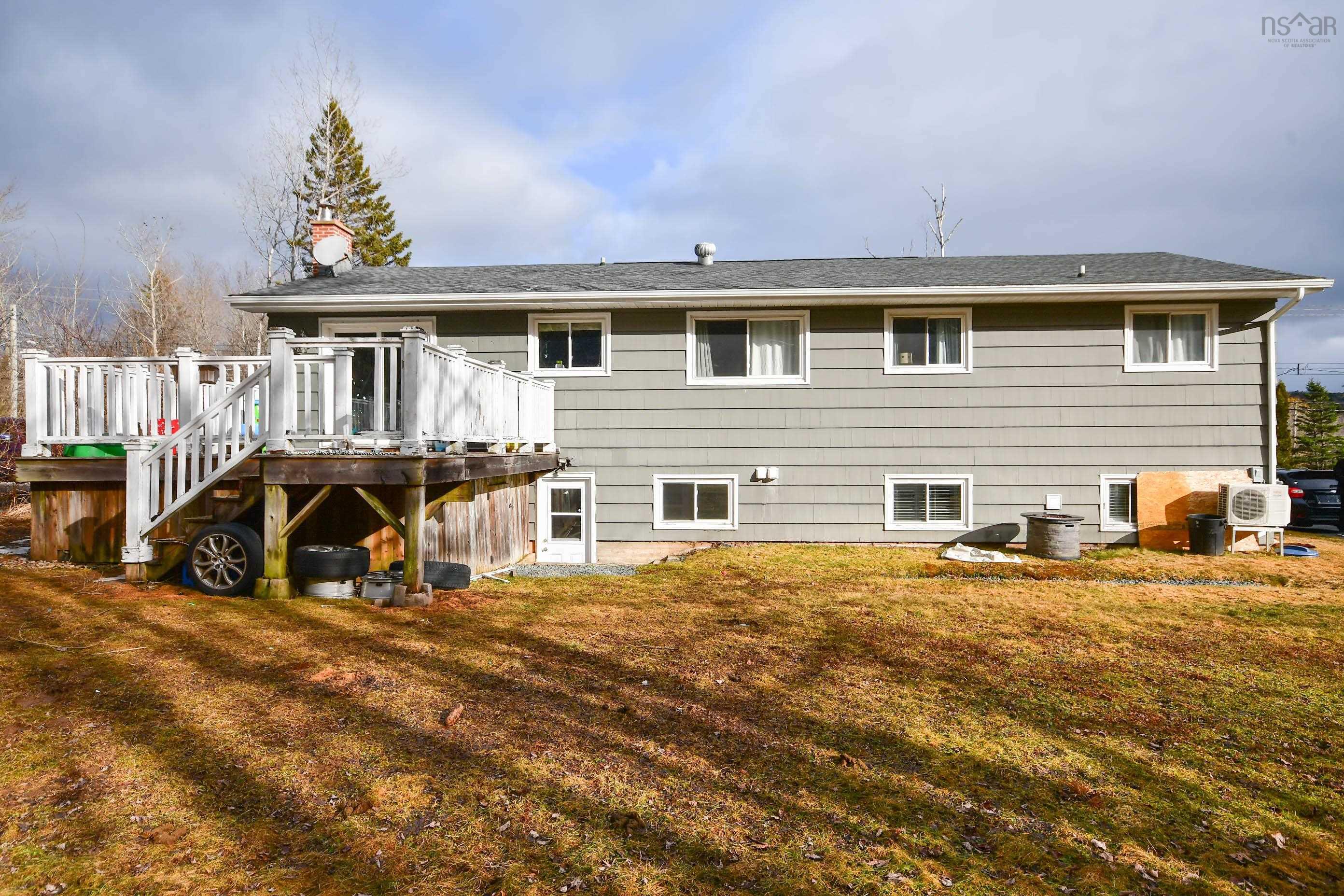 $589,900.00: 184 Lockview Road, Fall River