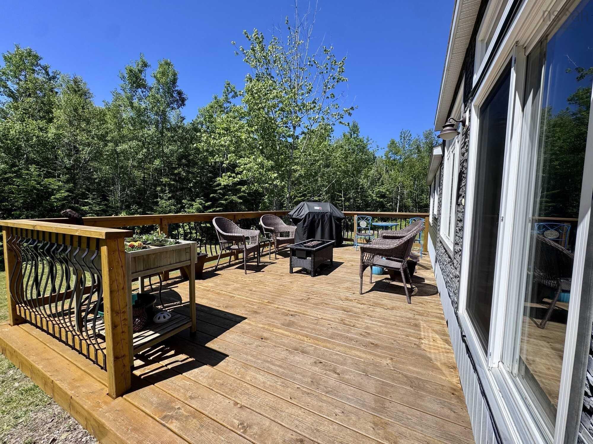 $525,000.00: 934 Loch Broom Loop, Loch Broom