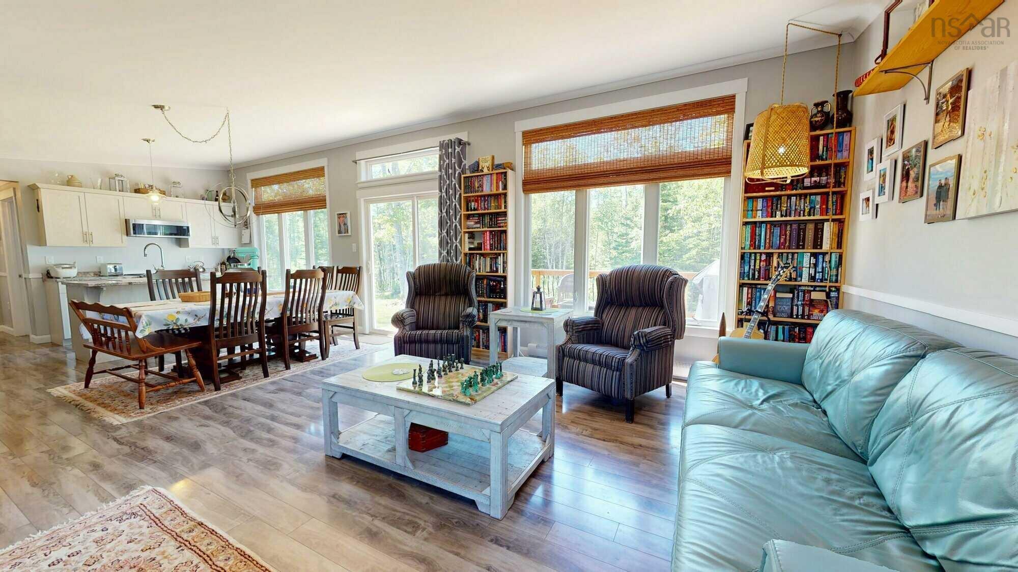 $525,000.00: 934 Loch Broom Loop, Loch Broom