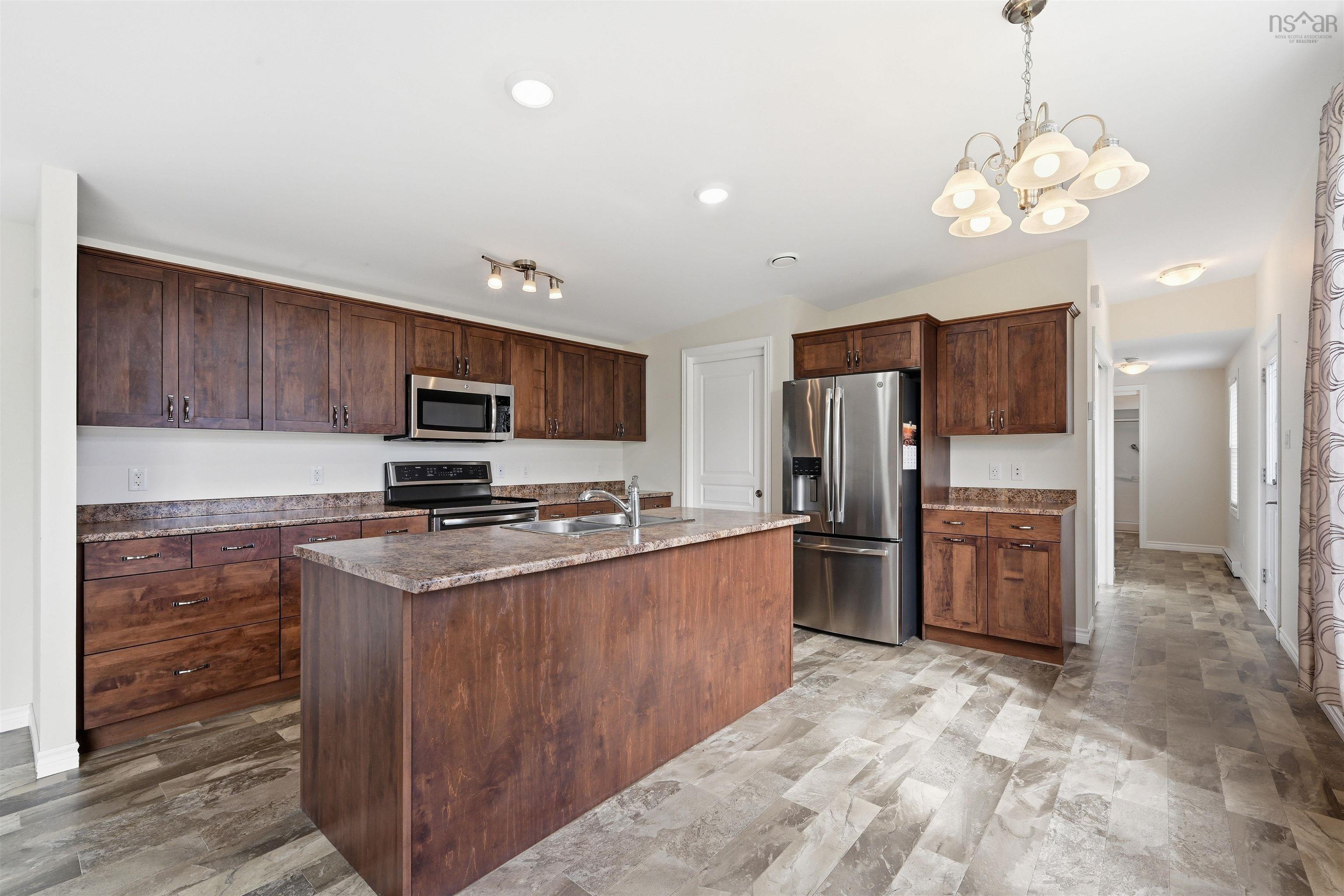 $329,900.00: 27 Annie May Court, Garlands Crossing