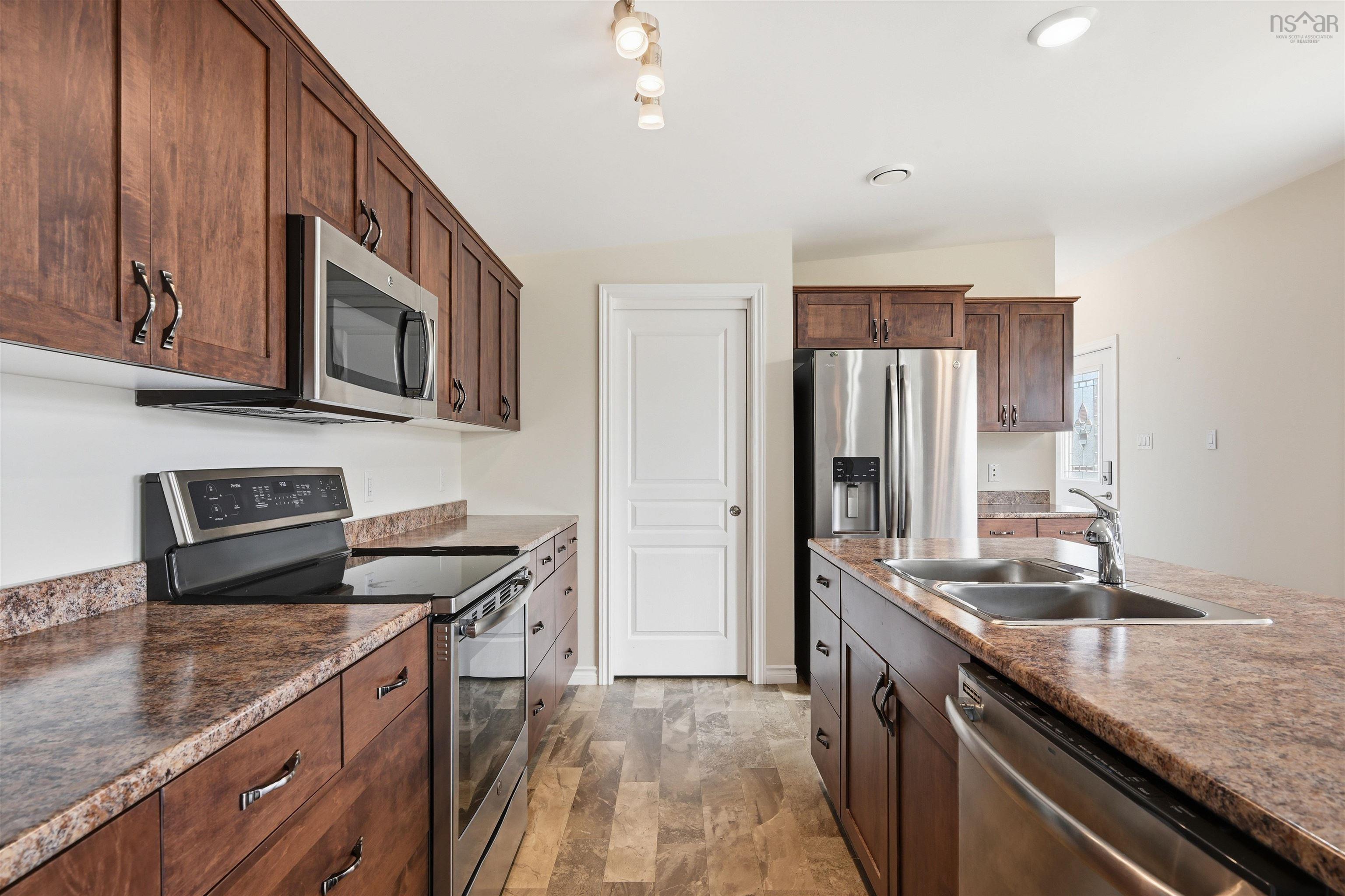 $329,900.00: 27 Annie May Court, Garlands Crossing