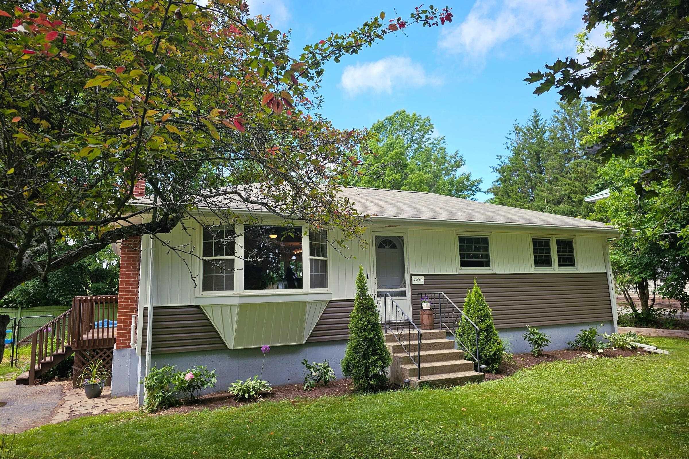 $310,000.00: 221 Main Street, Middleton