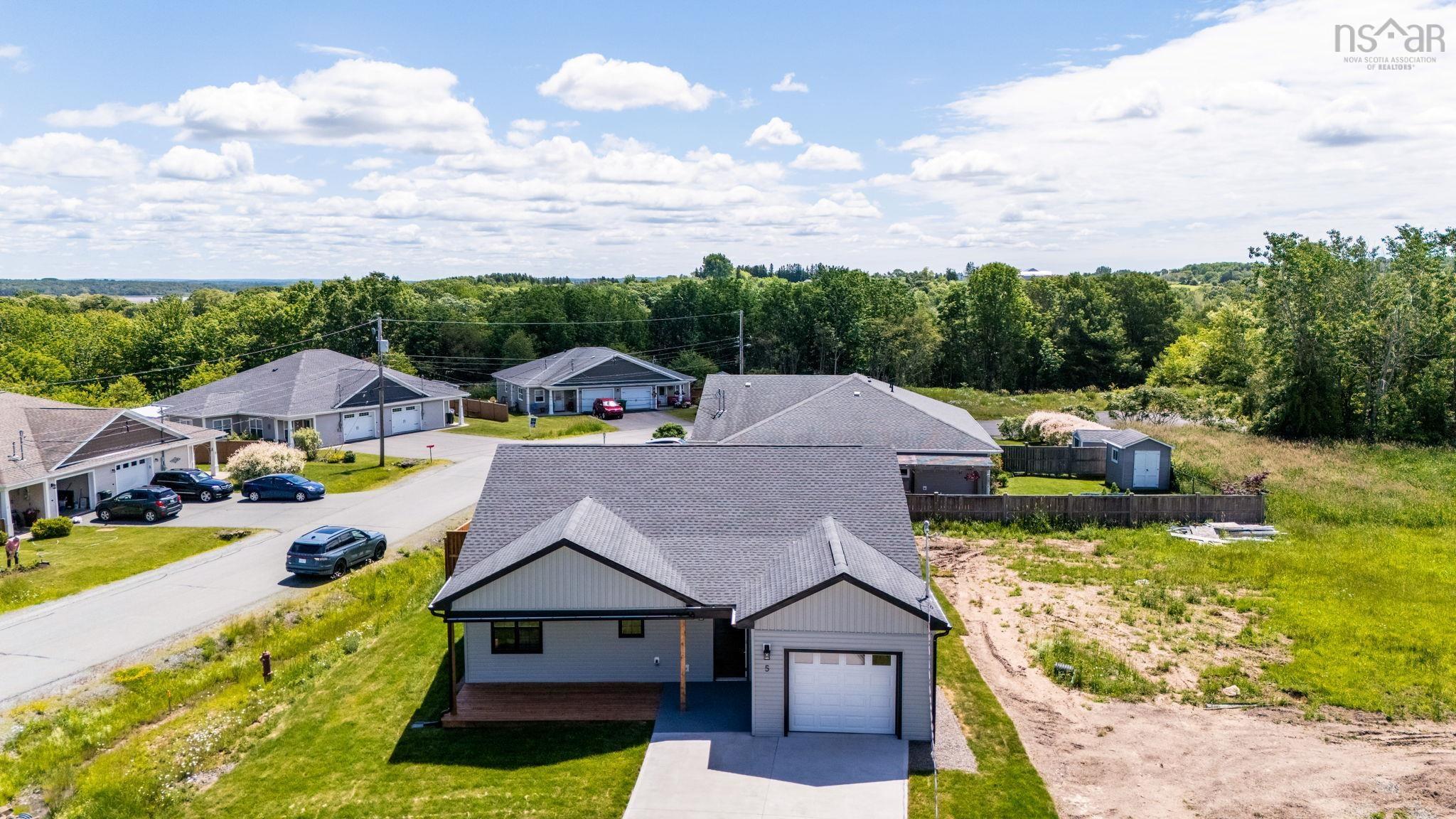 $499,900.00: 5 McCully Crescent, Hantsport