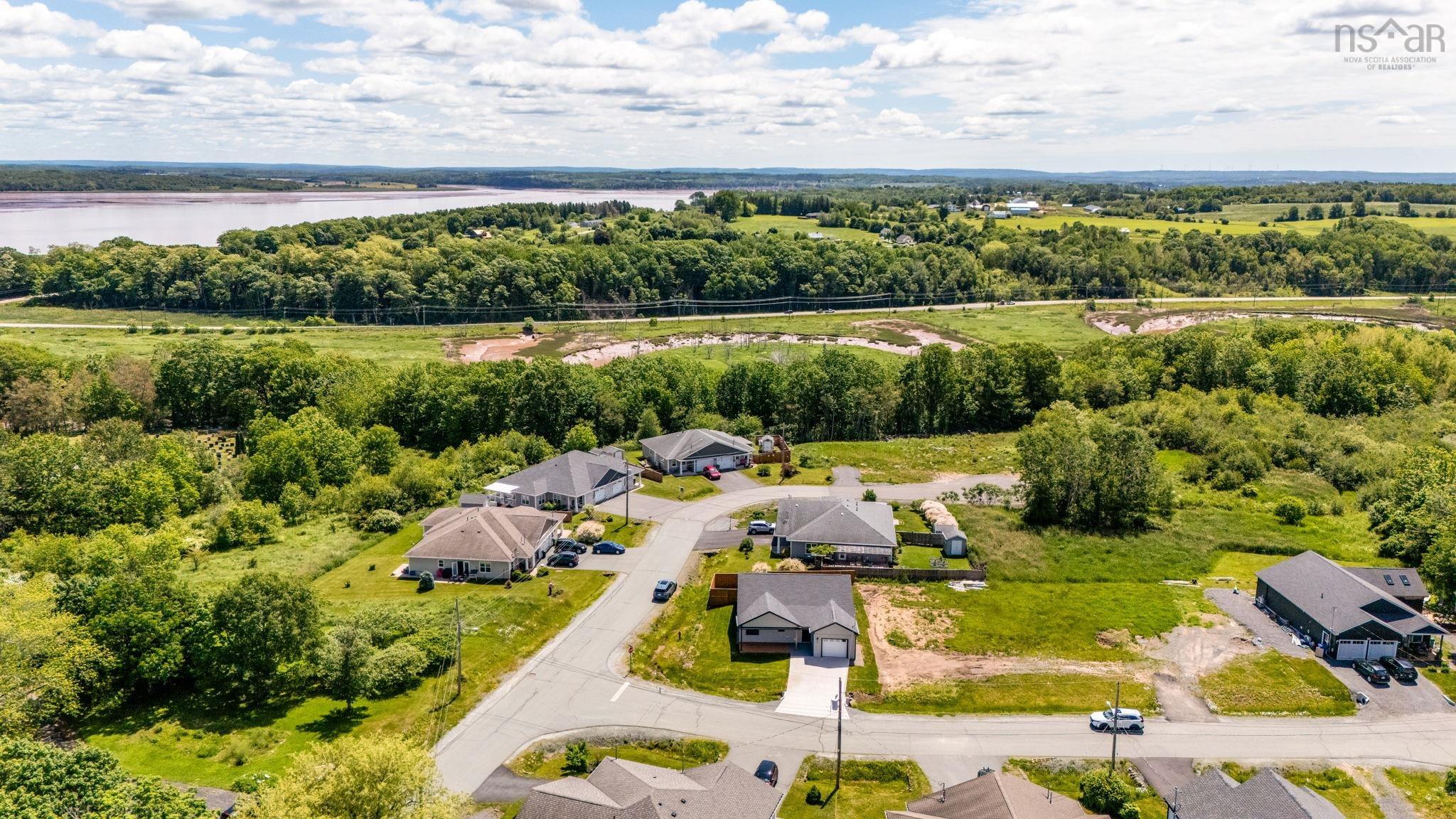 $499,900.00: 5 McCully Crescent, Hantsport