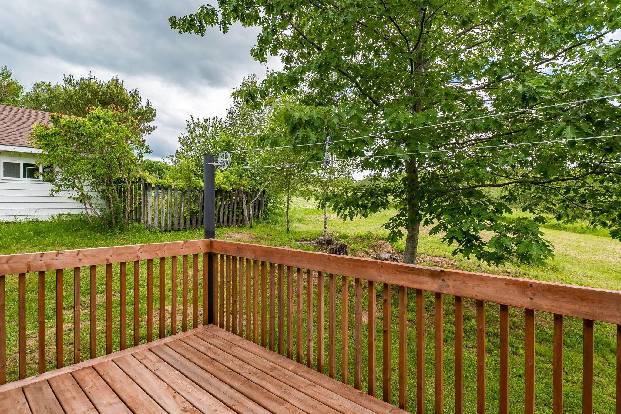 $399,900.00: 13911 Highway 1, Hants Border