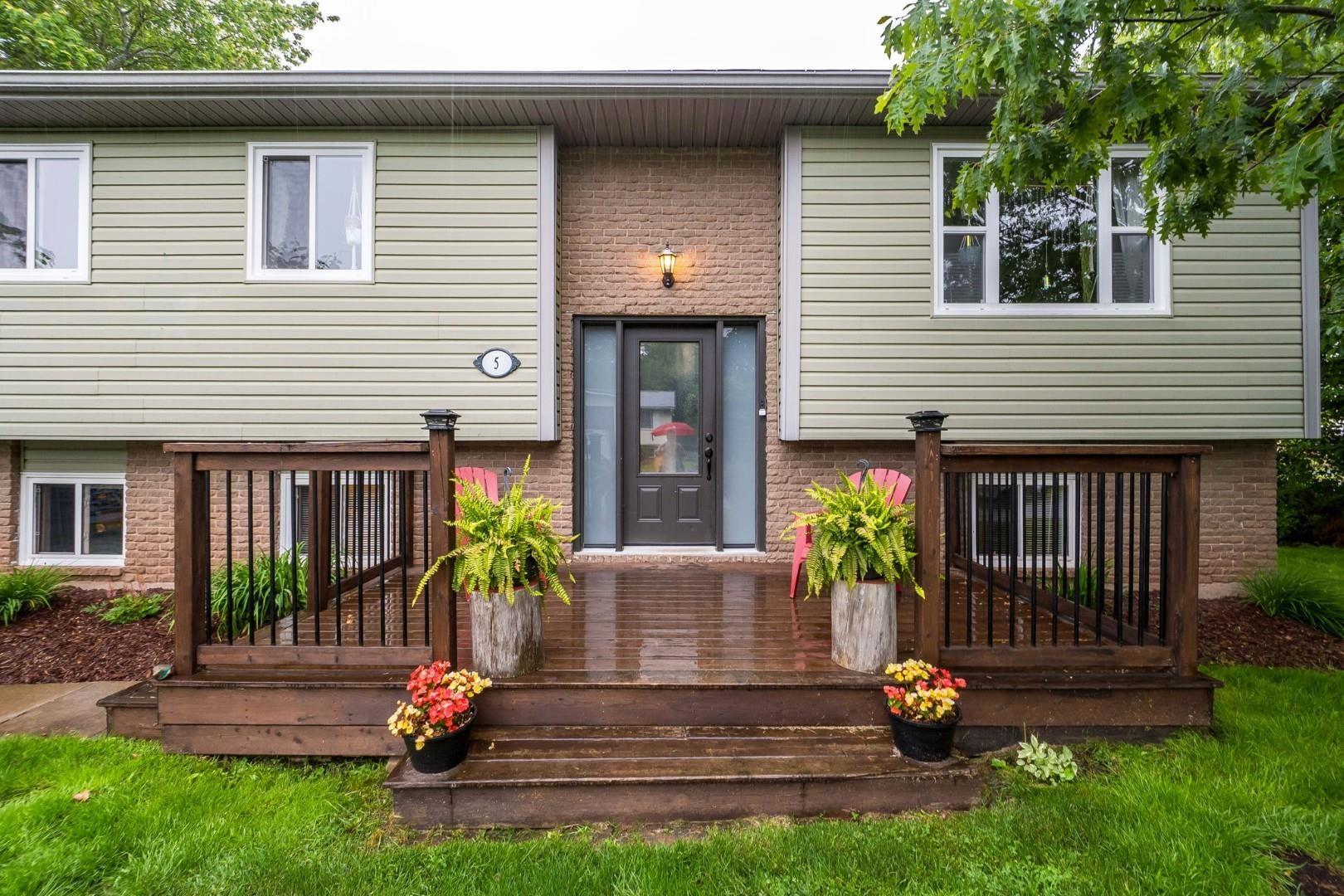 $599,900.00: 5 Joan Eleanor Drive, Dartmouth