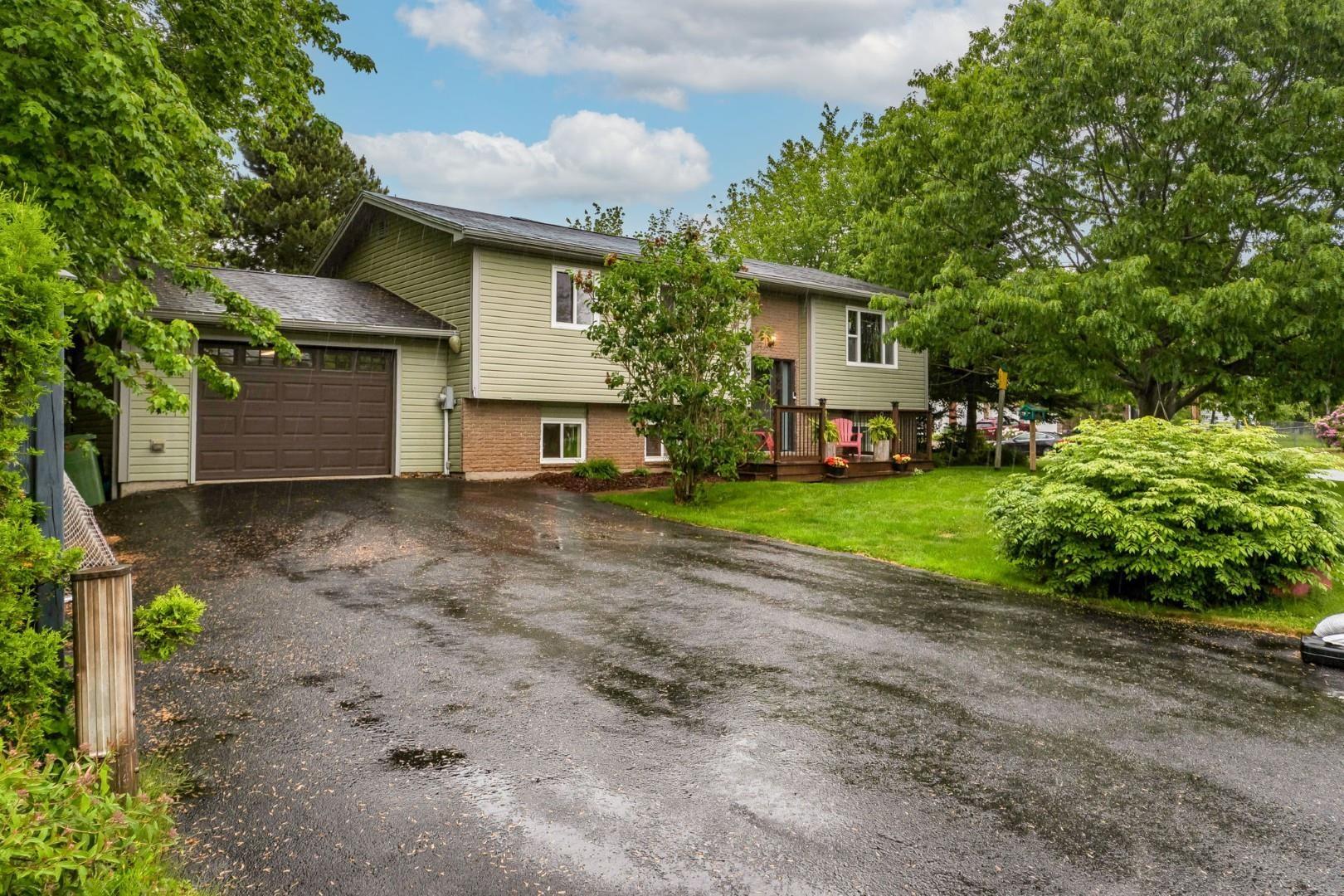 $599,900.00: 5 Joan Eleanor Drive, Dartmouth