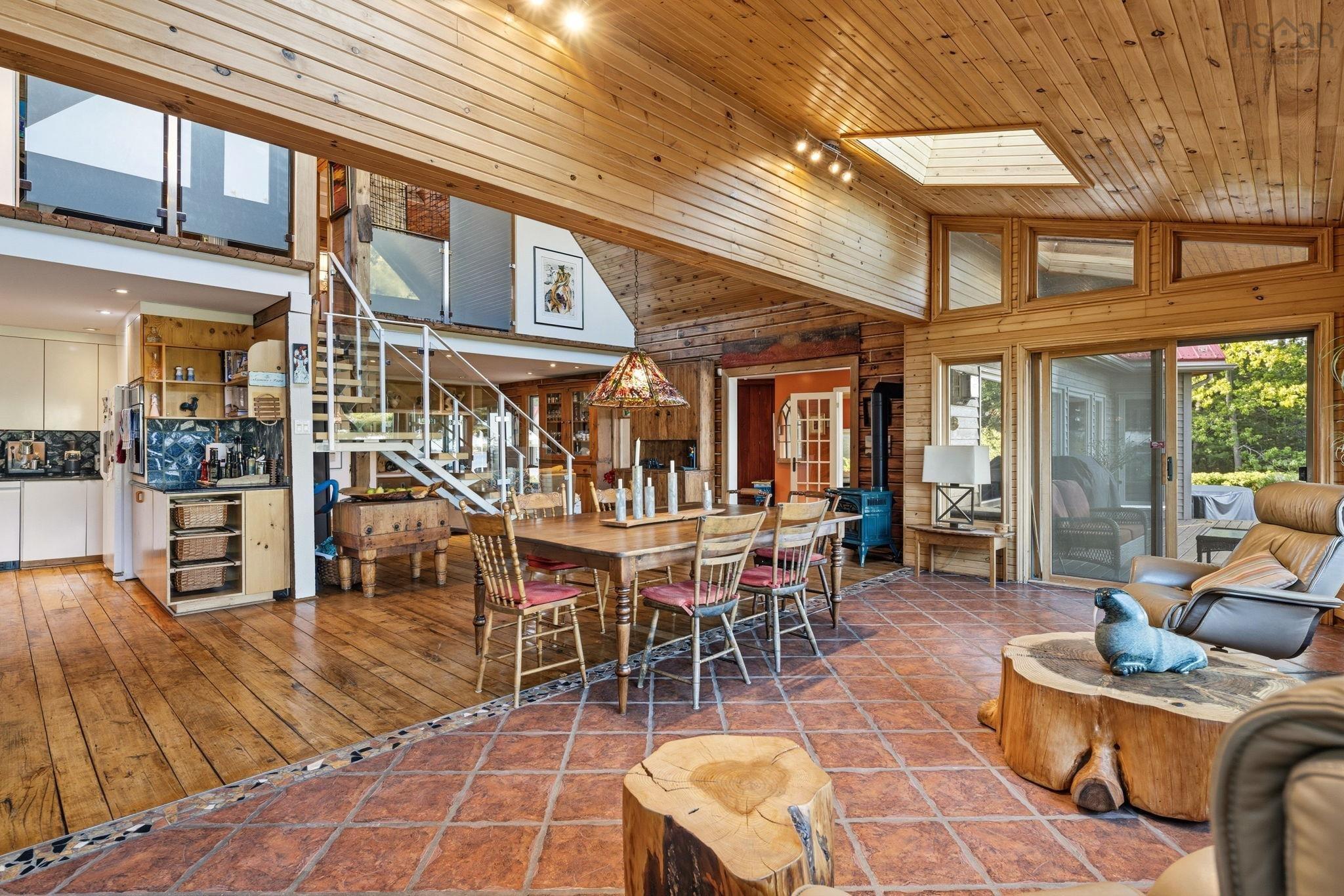 $2,850,000.00: 22 Heron Point Road, Martins River