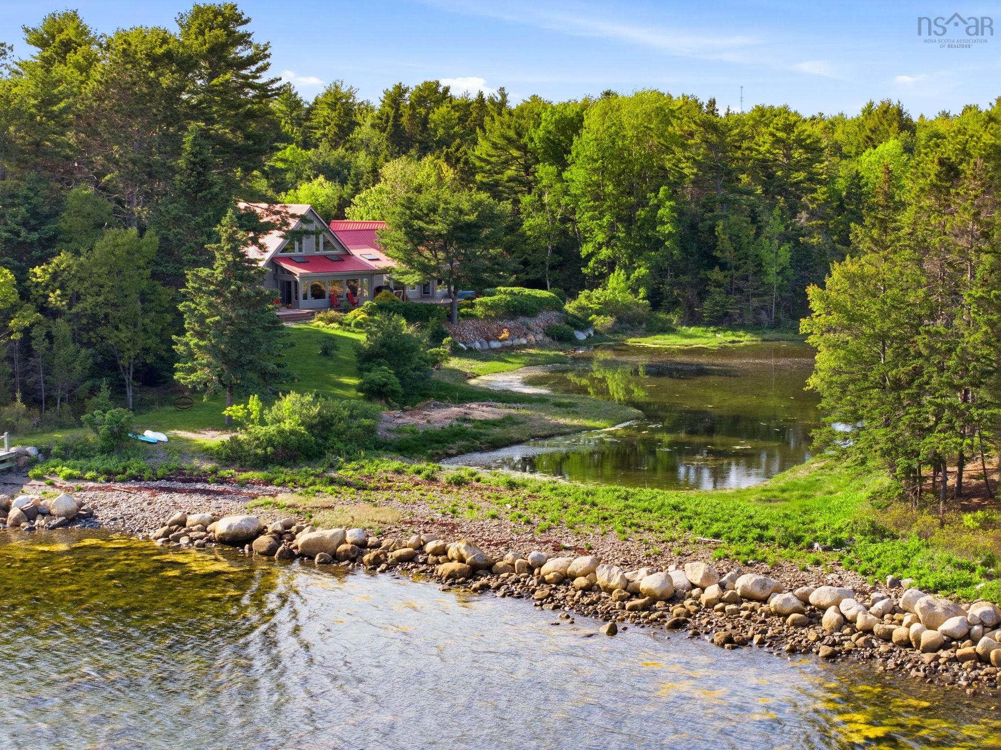 $2,850,000.00: 22 Heron Point Road, Martins River