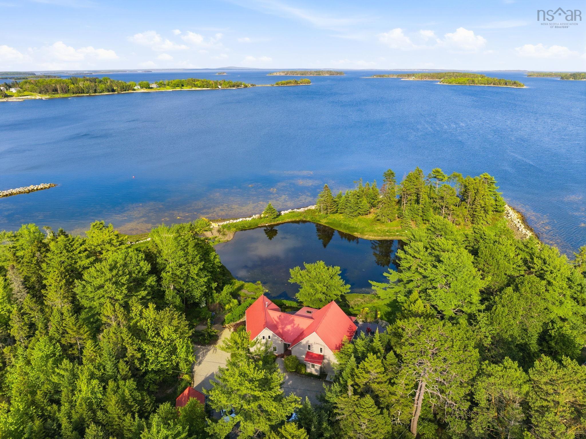 $2,850,000.00: 22 Heron Point Road, Martins River