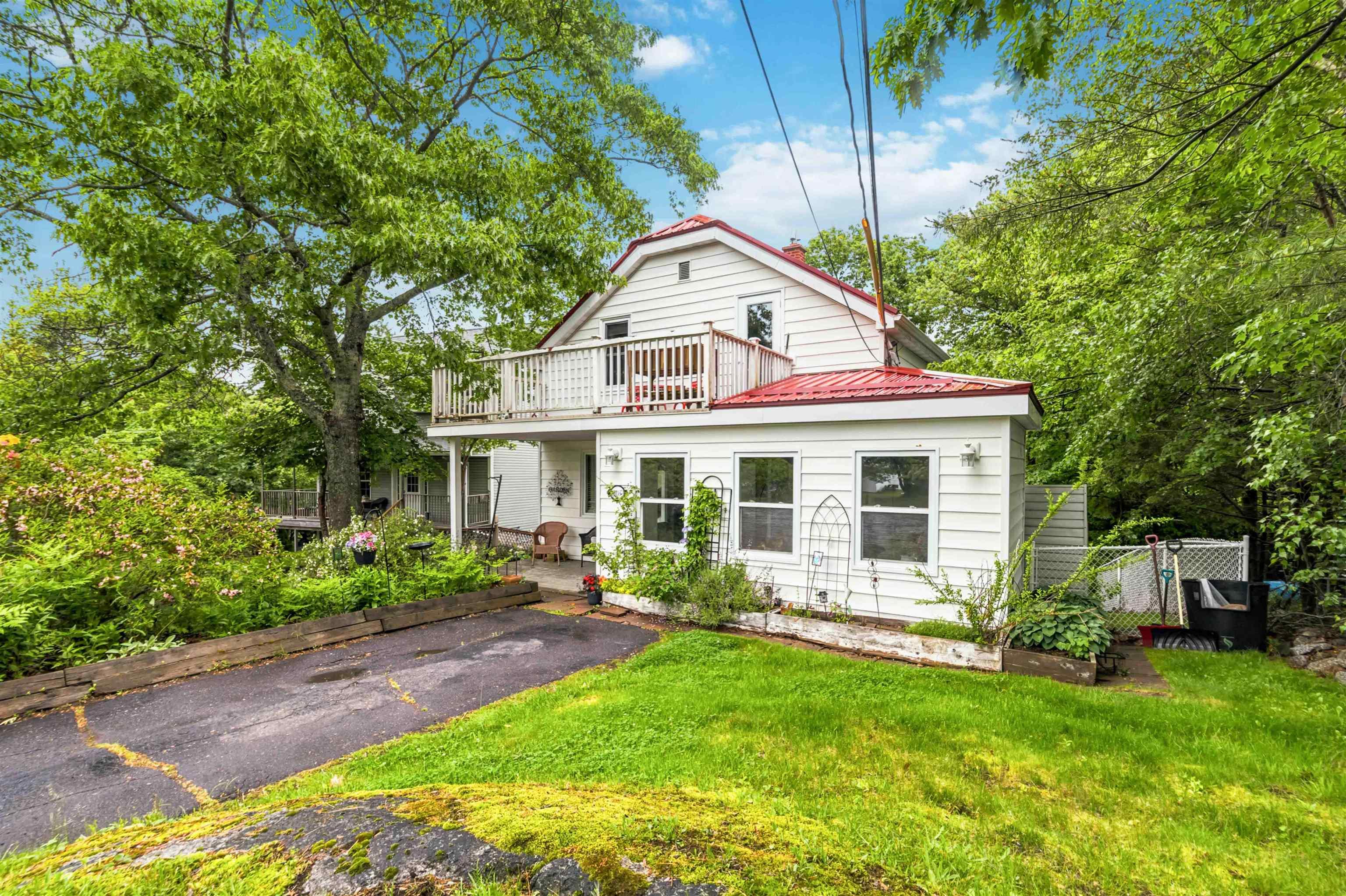 $550,000.00: 618 Herring Cove Road, Halifax