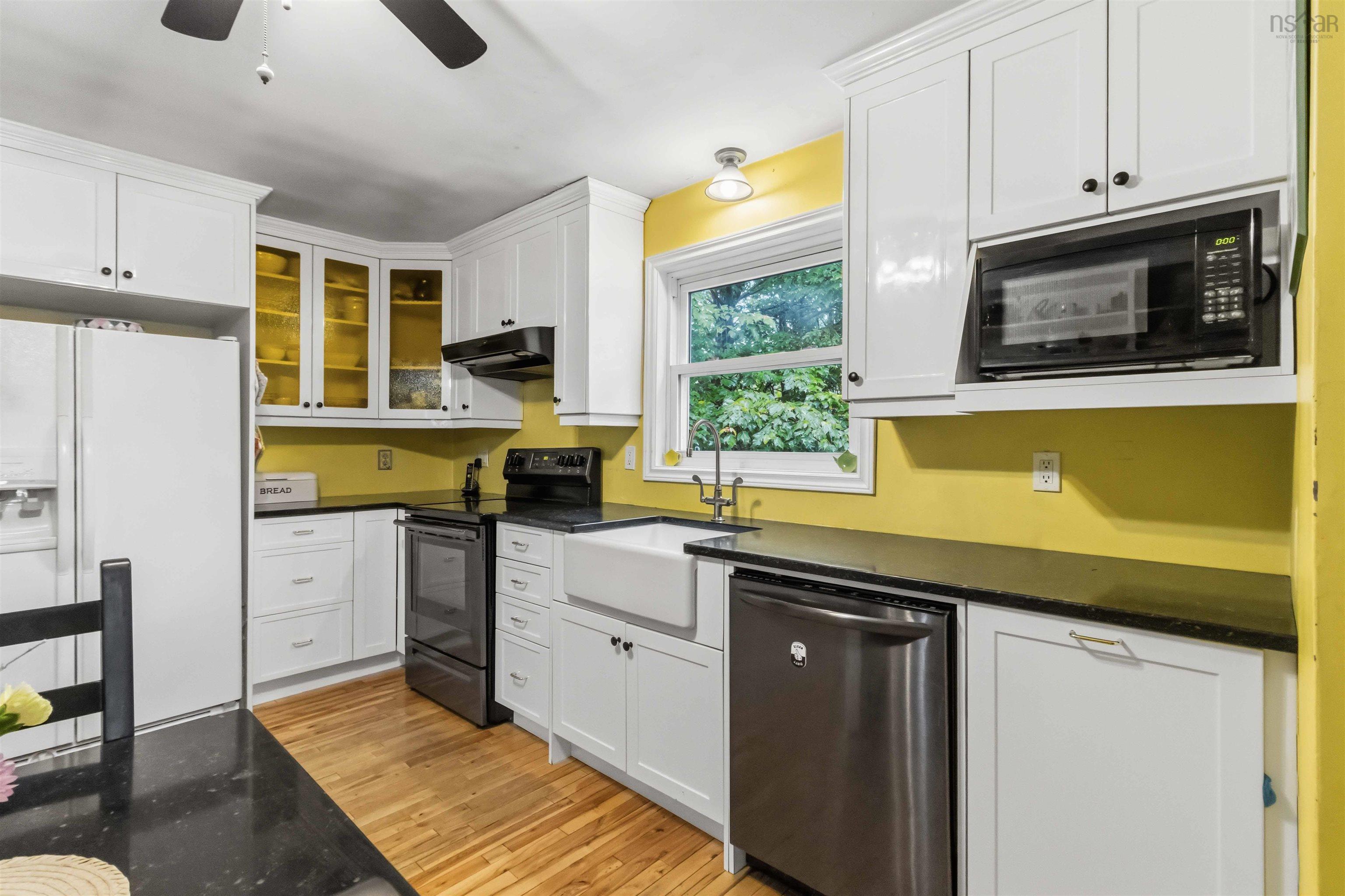 $550,000.00: 618 Herring Cove Road, Halifax