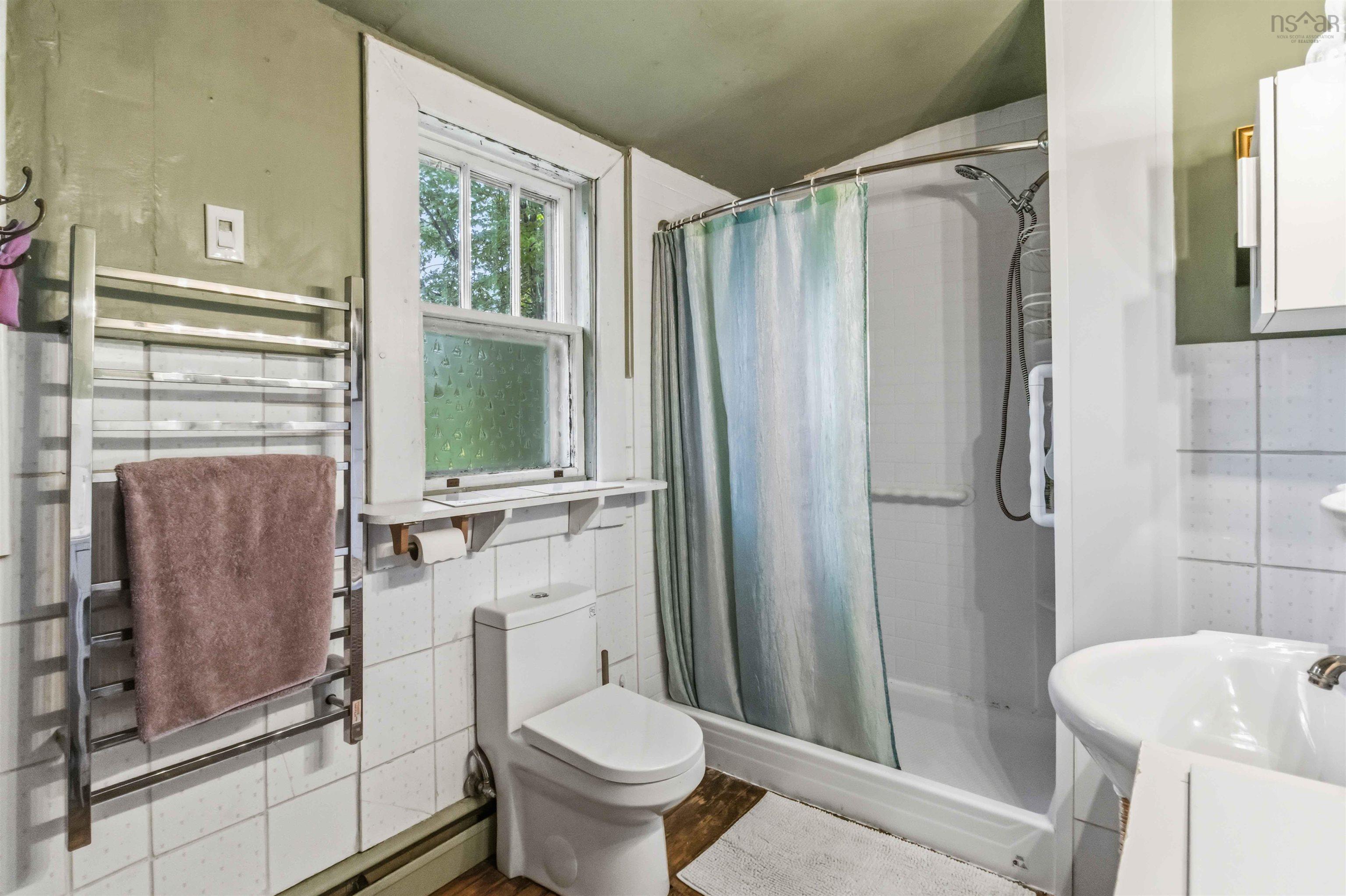 $550,000.00: 618 Herring Cove Road, Halifax