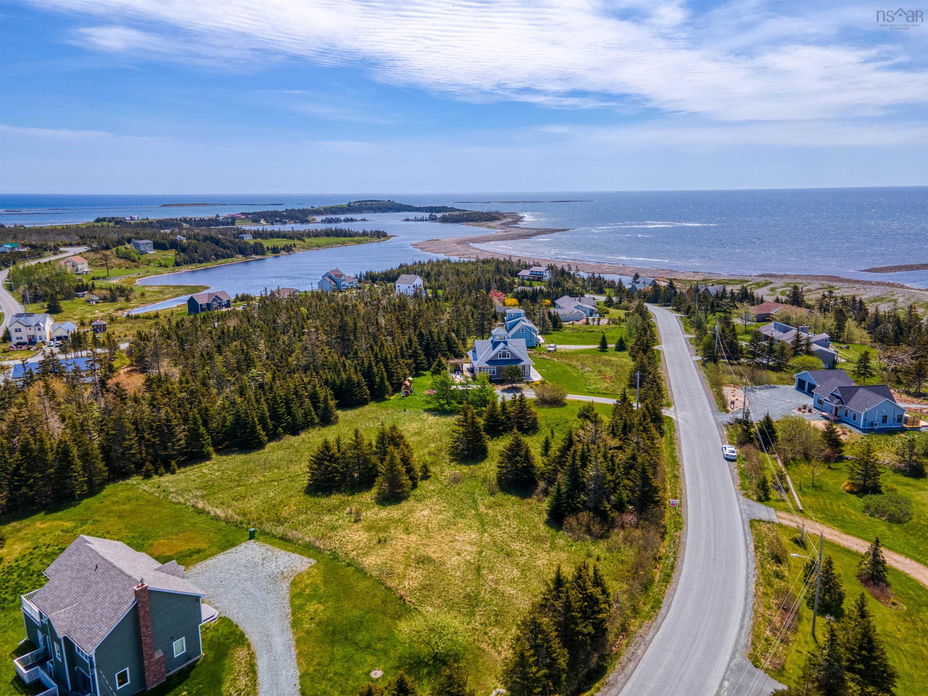 $295,000.00: 51 Spruce Court, Three Fathom Harbour