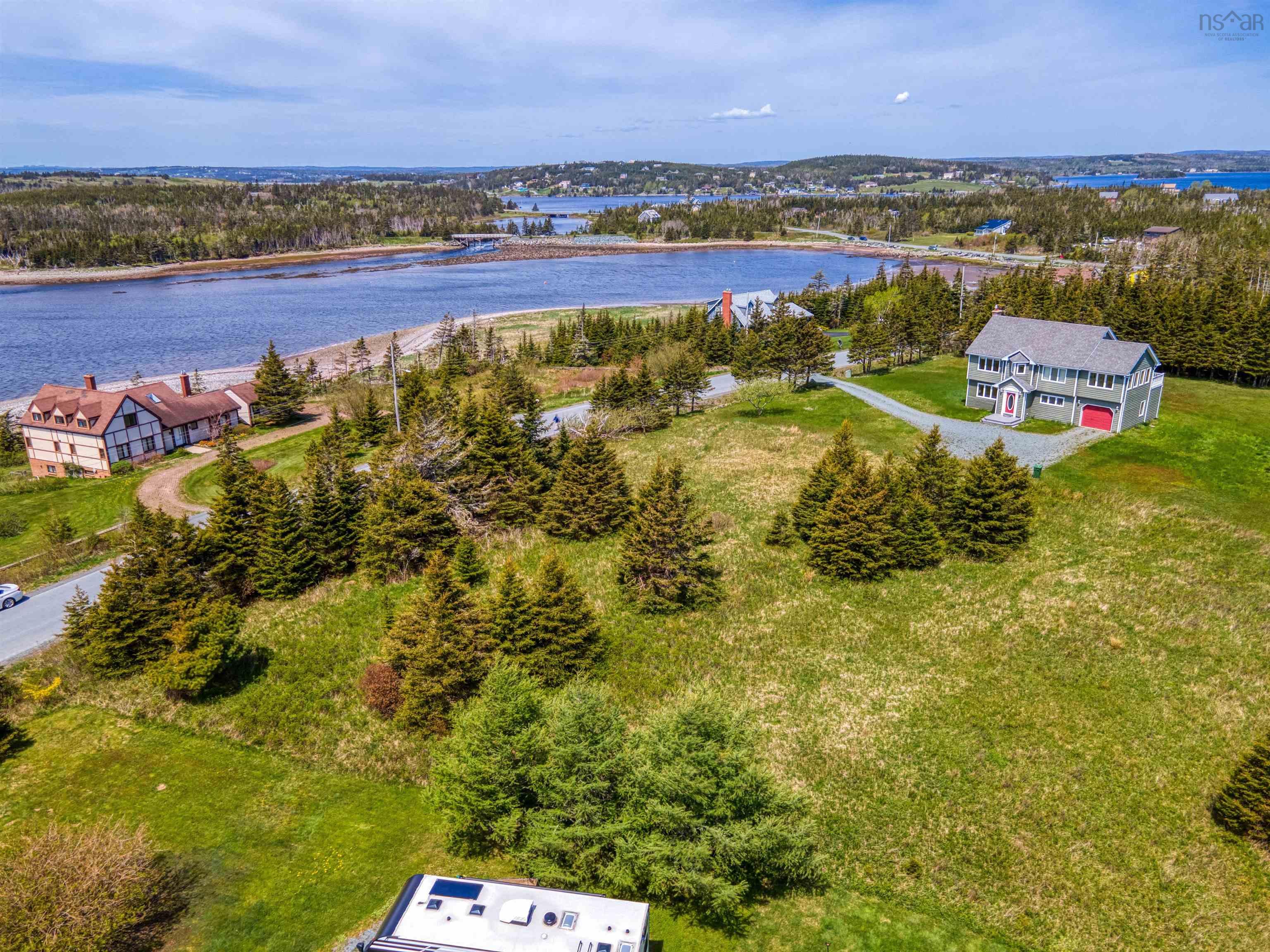 $295,000.00: 51 Spruce Court, Three Fathom Harbour