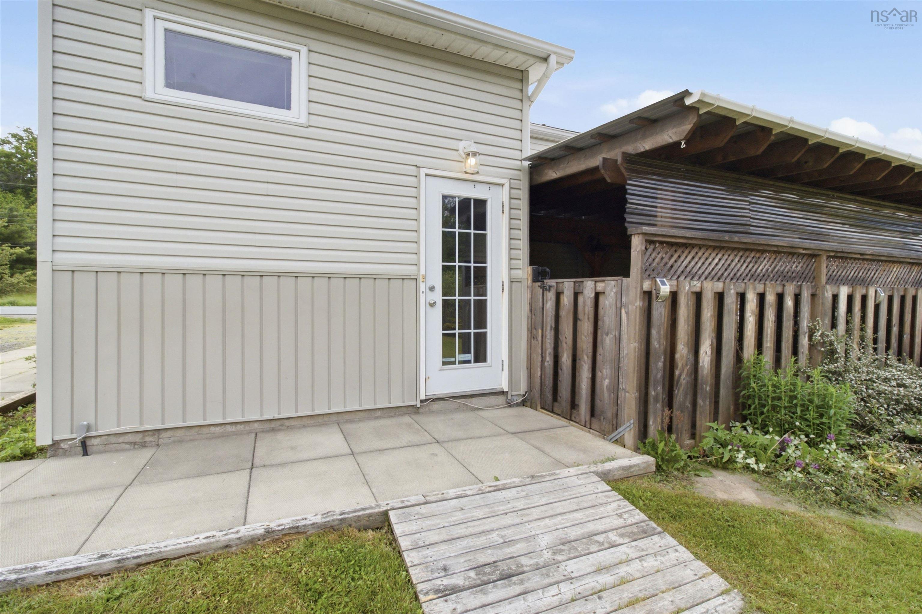 $499,900.00: 73 Underwood Road, Garlands Crossing