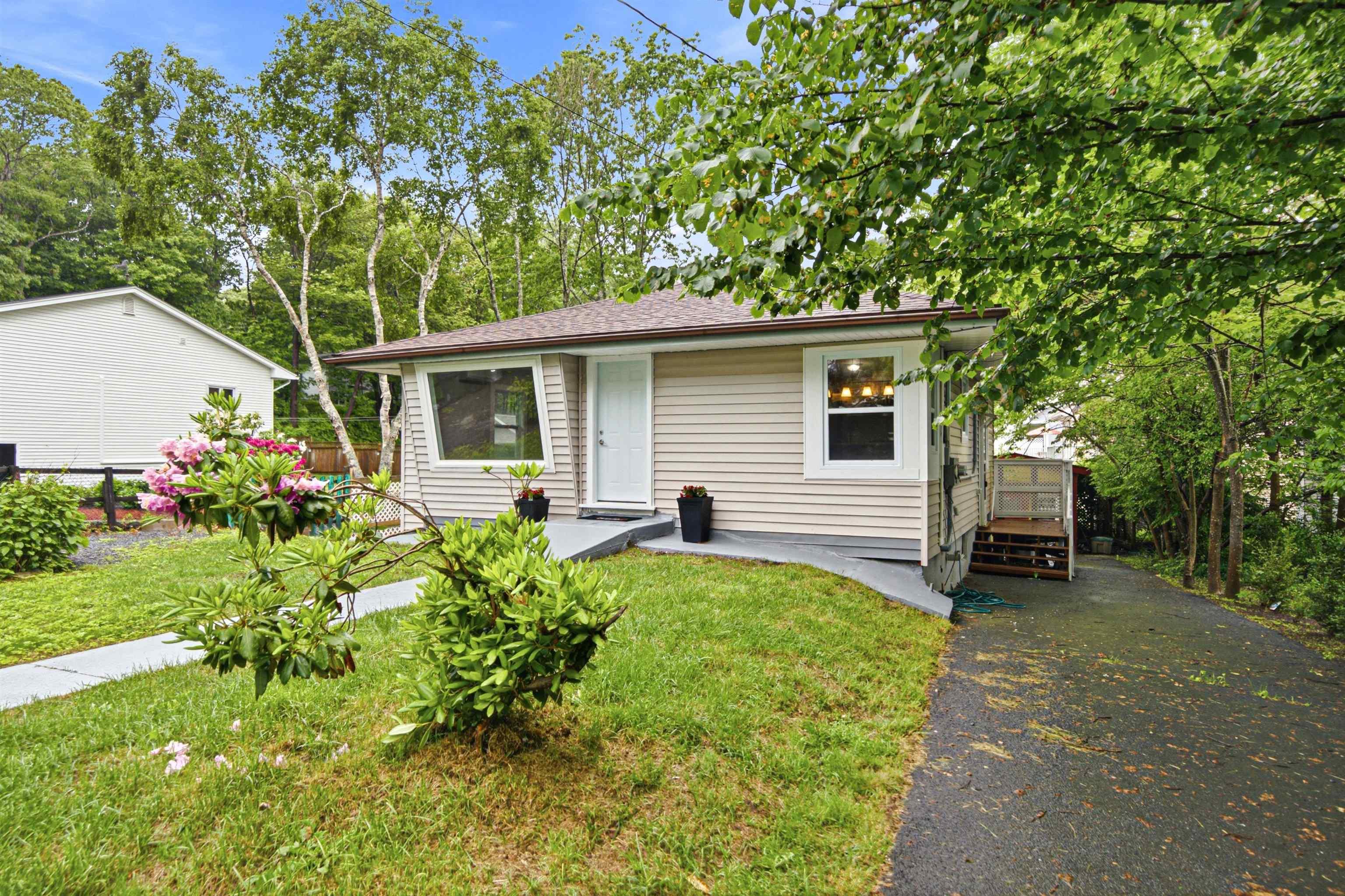 $549,900.00: 12 Nelson Avenue, Halifax