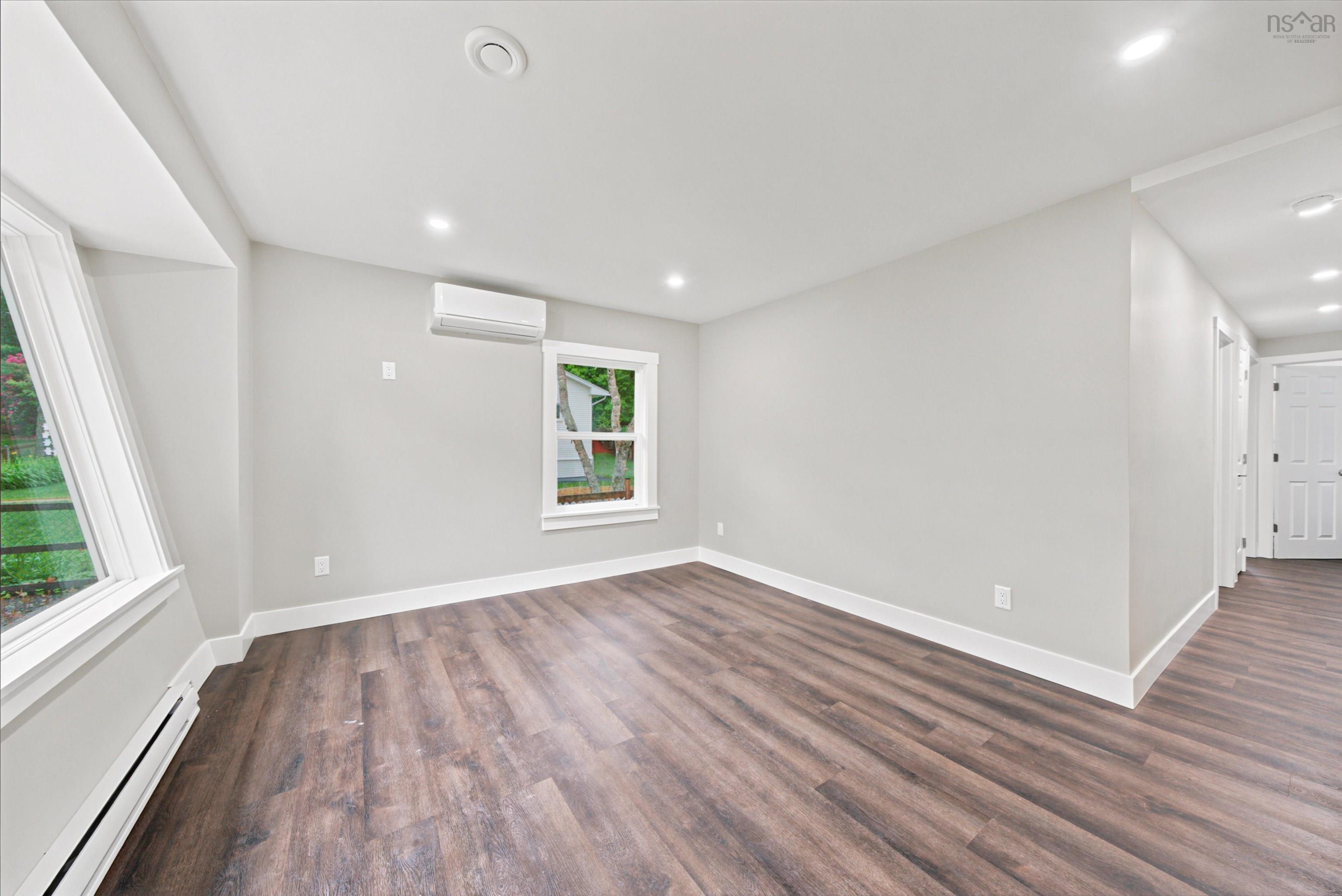 $549,900.00: 12 Nelson Avenue, Halifax