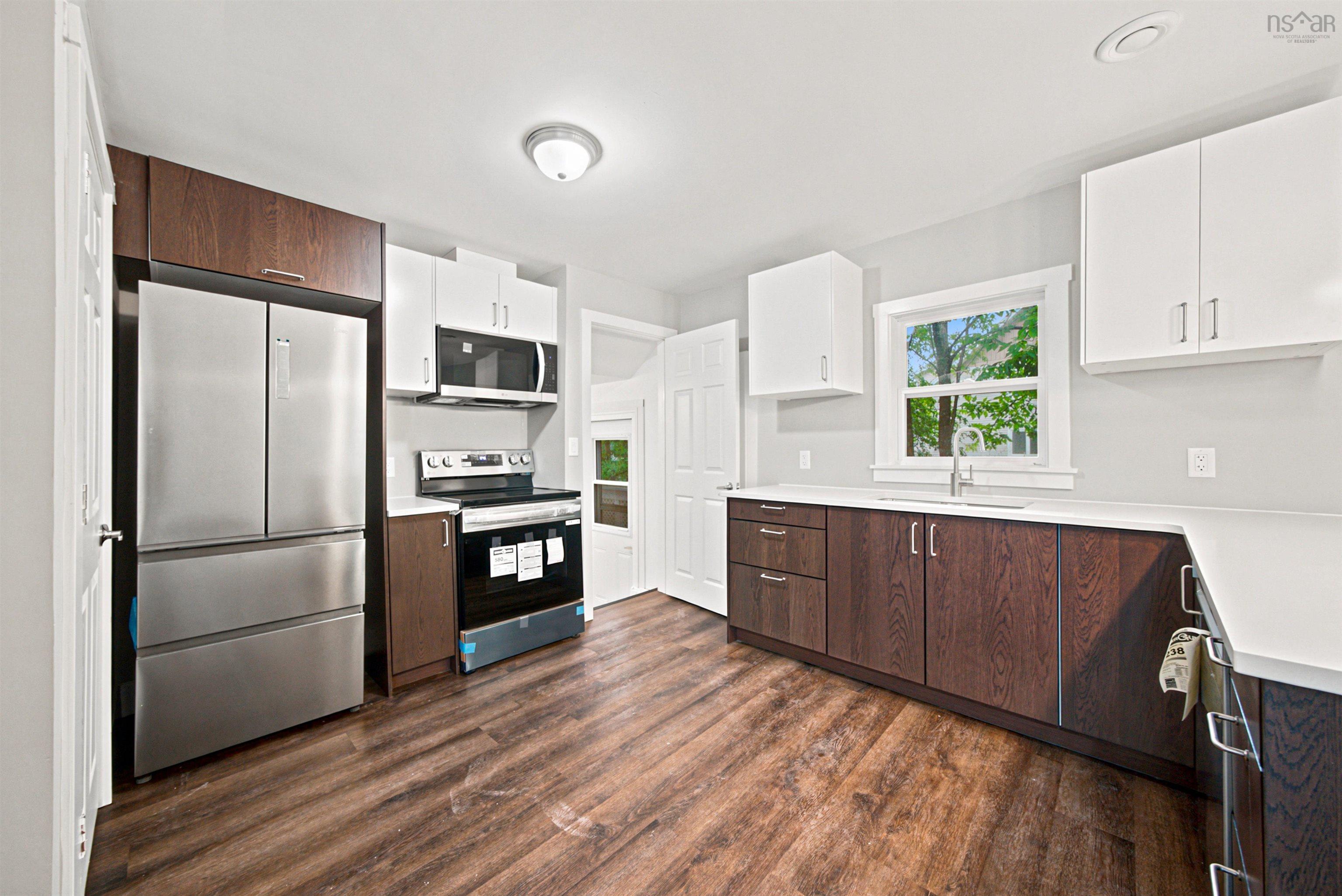 $549,900.00: 12 Nelson Avenue, Halifax