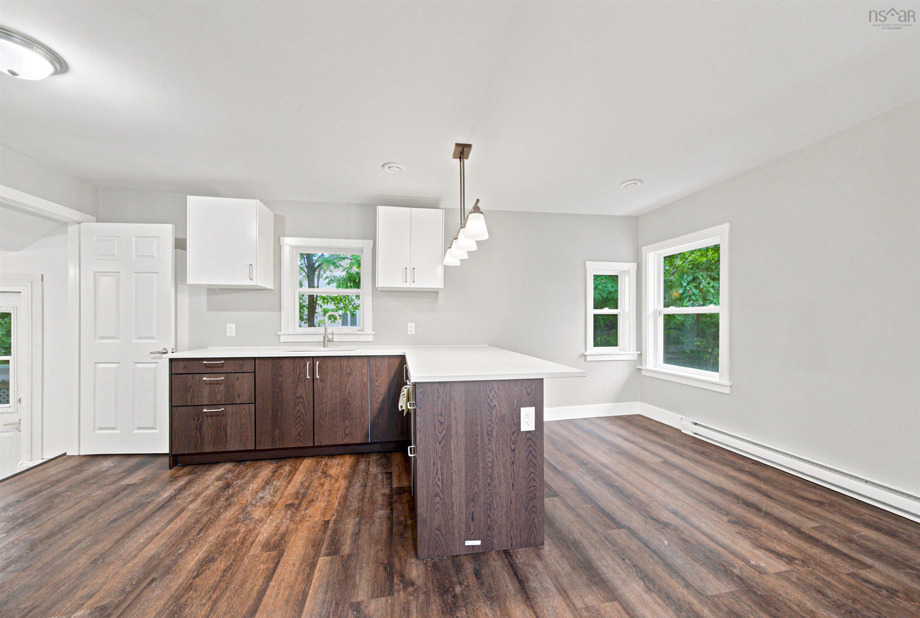 $549,900.00: 12 Nelson Avenue, Halifax