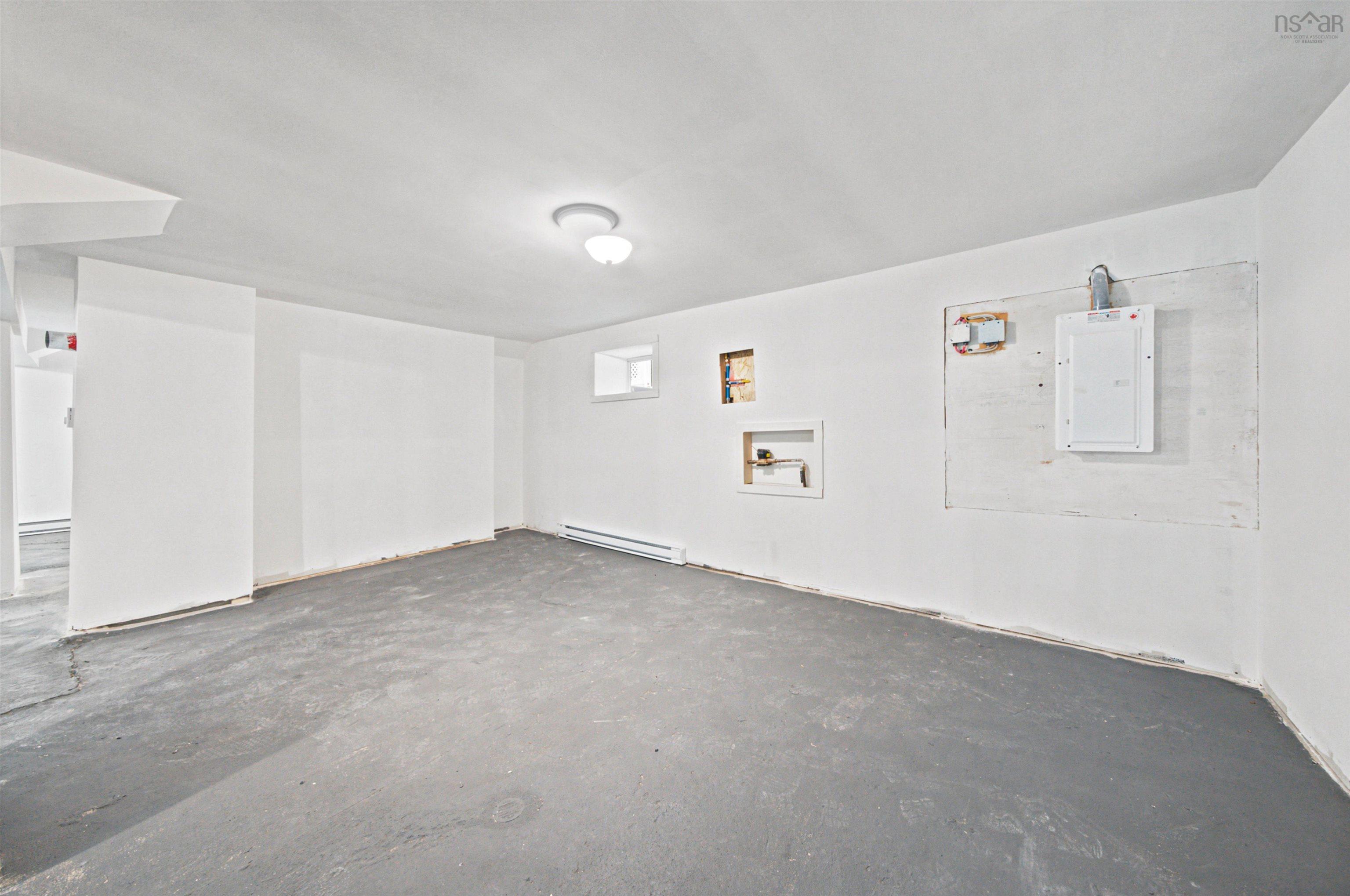 $549,900.00: 12 Nelson Avenue, Halifax