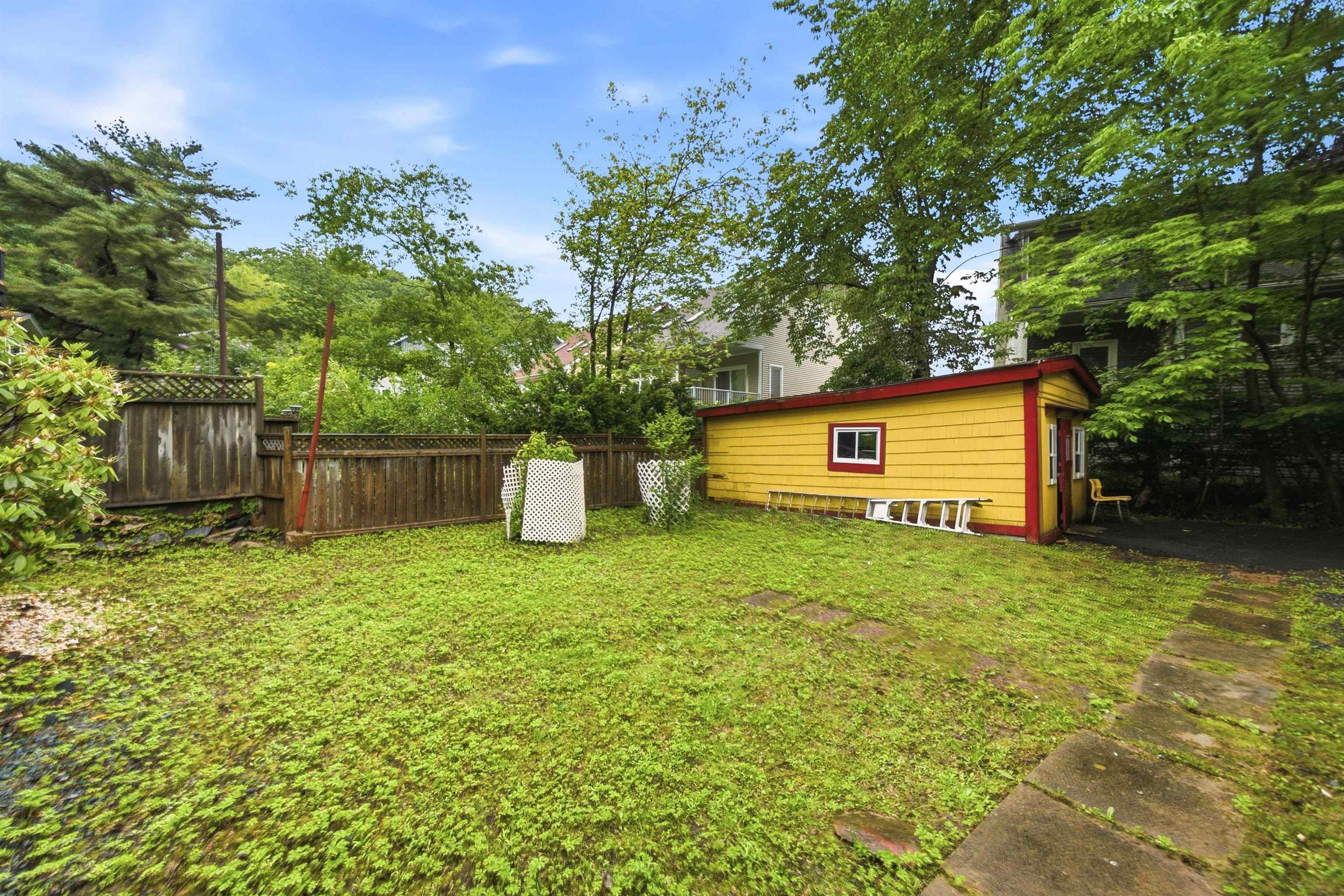 $549,900.00: 12 Nelson Avenue, Halifax